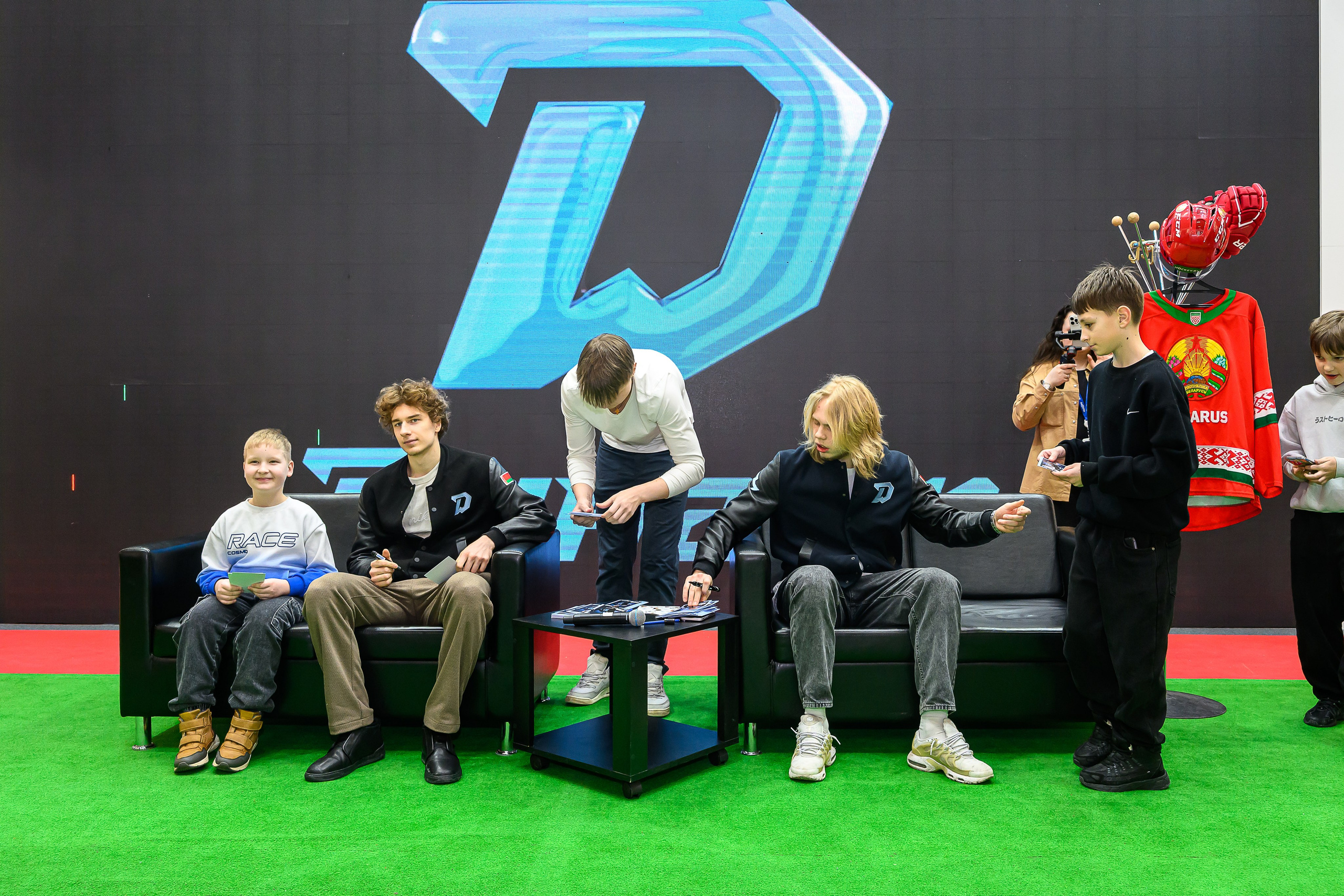 @hcdinamo.by. Фотоуслуги, услуги фотографа, фотографирование важных событий