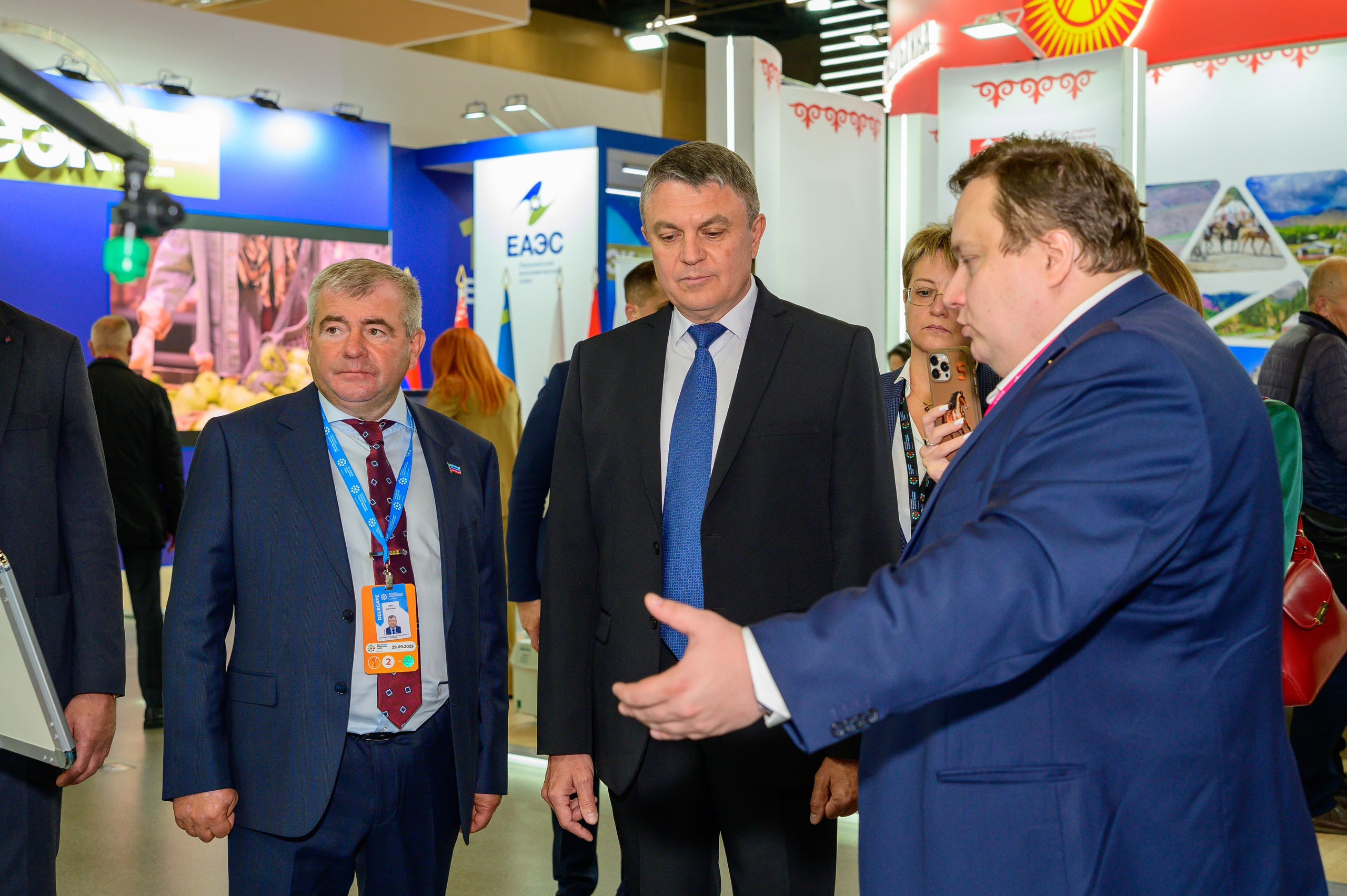 BigindustrialweekBelarus. Фотоуслуги, услуги фотографа, фотографирование важных событий