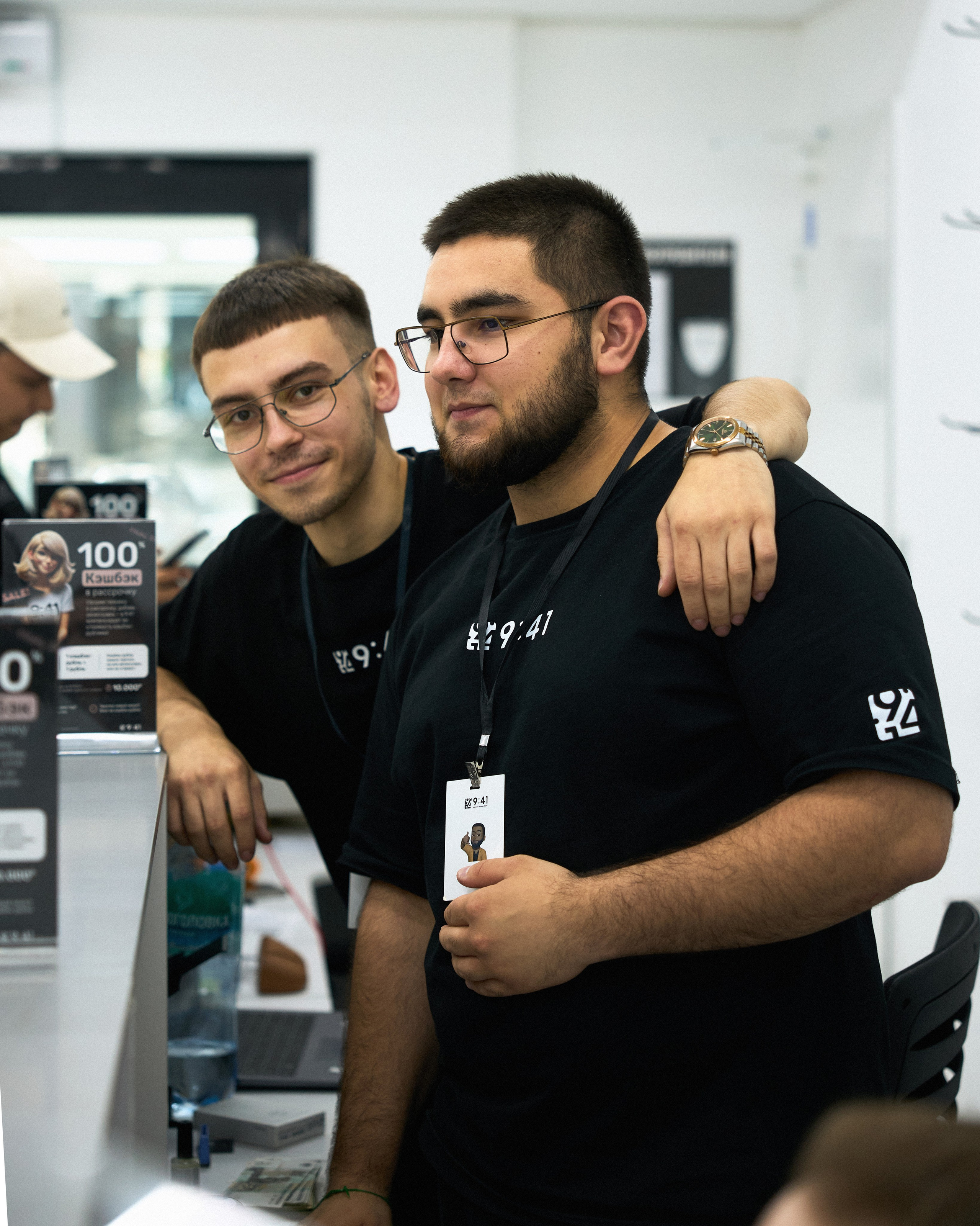 Открытие магазина техники 9:41. Фотограф Света Рыбакова