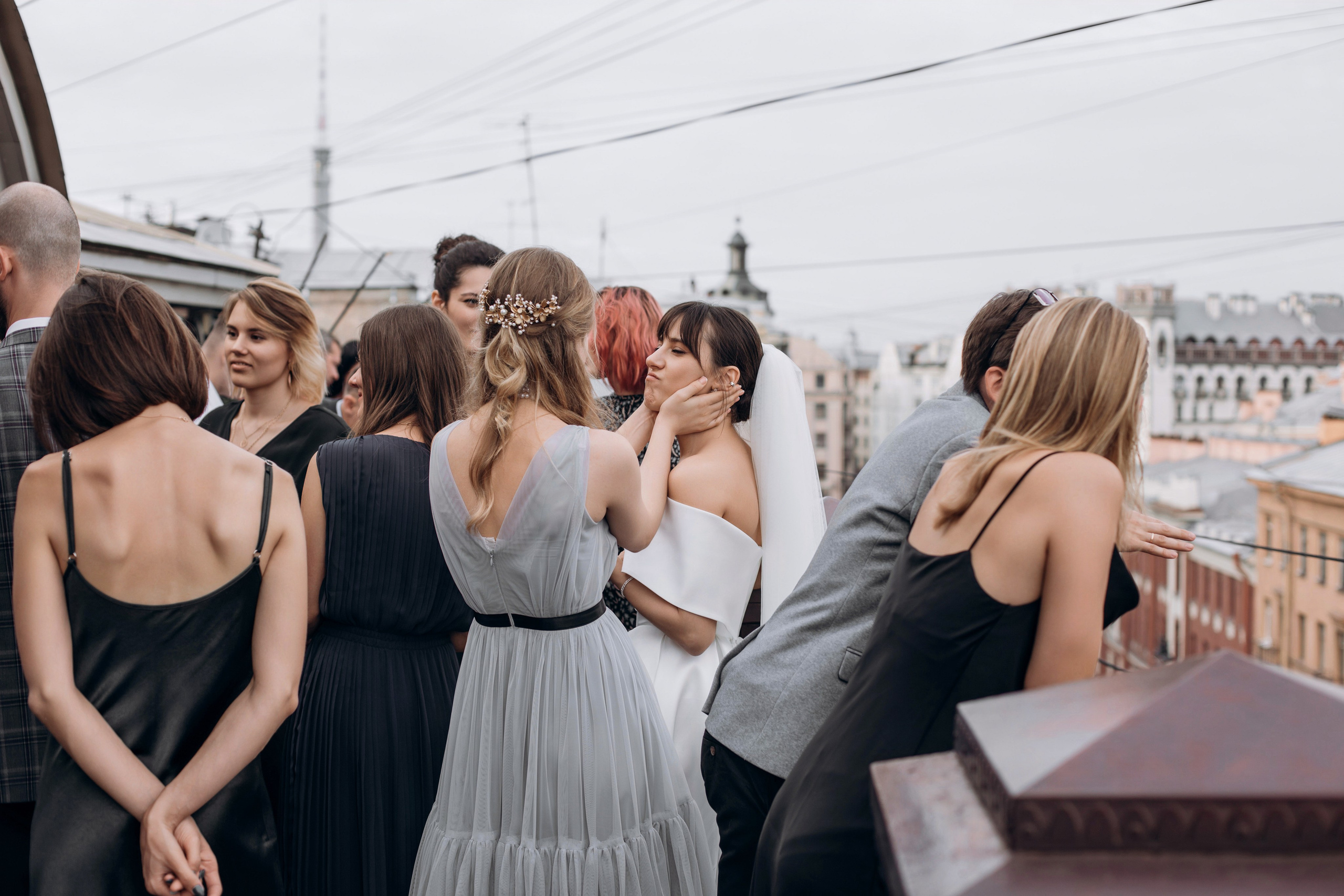 Свадьба на катере. Свадебный фотограф в Санкт-Петербурге Вика Стукачева