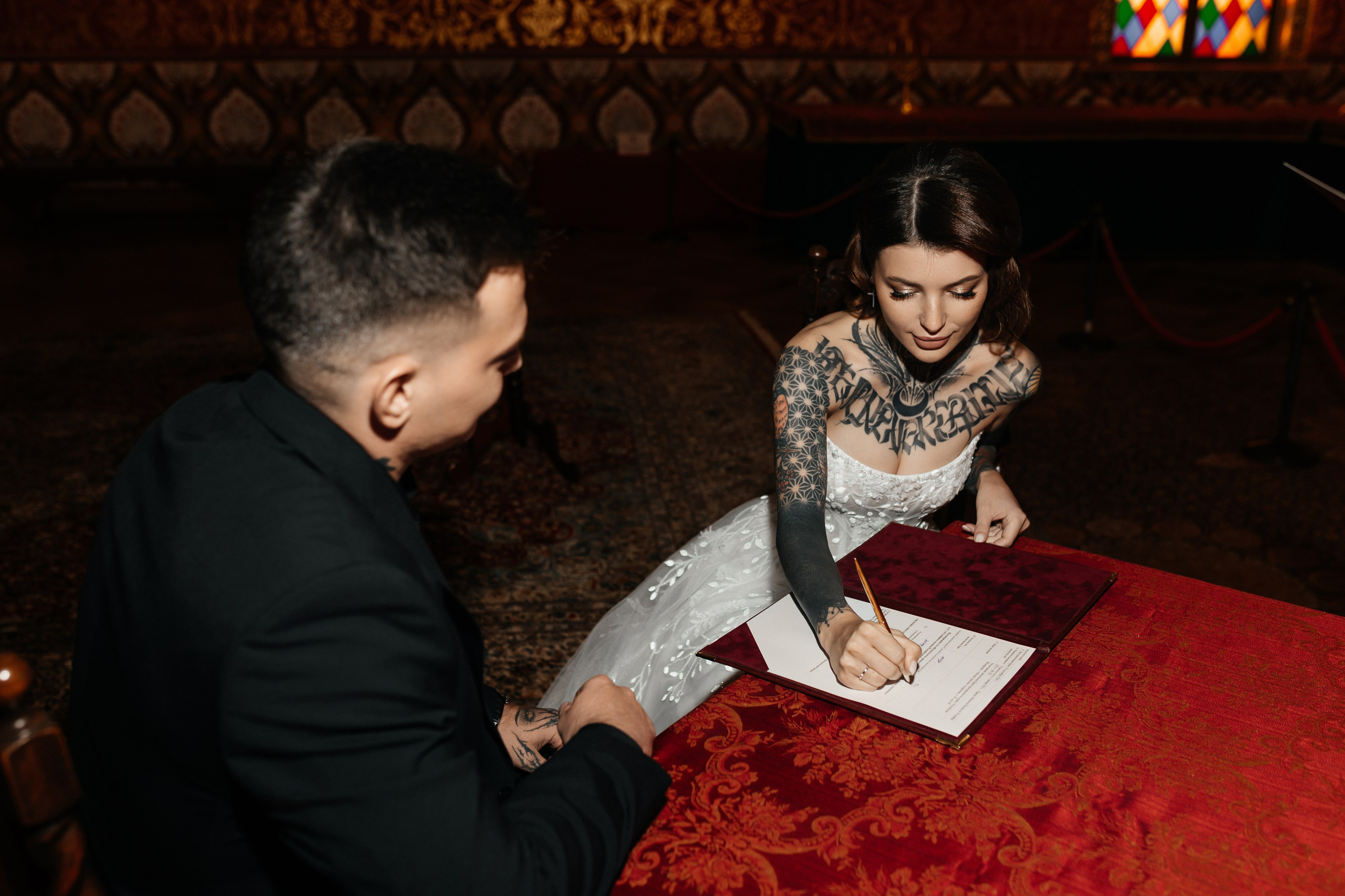 Свадебная фотосессия в Коломенском. Фотограф Наталия Федосова, г. Москва. TG и Instagram @nataliya_raw