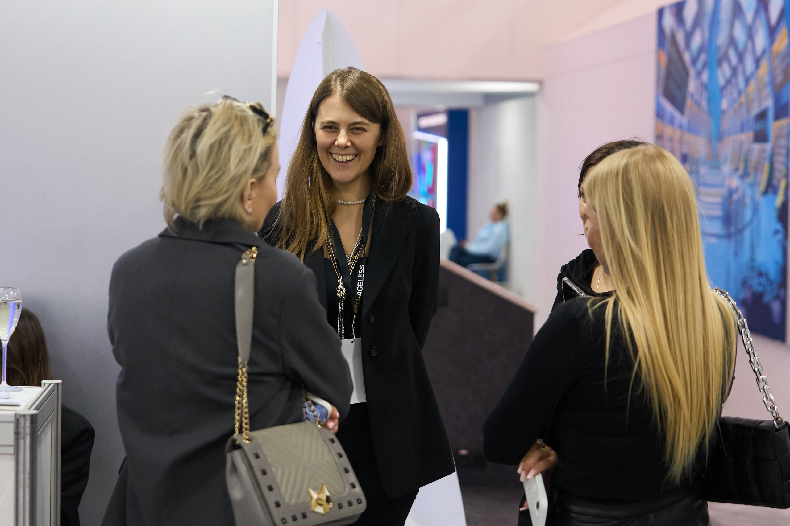 СТЕНДЫ. PRO-AGELESS