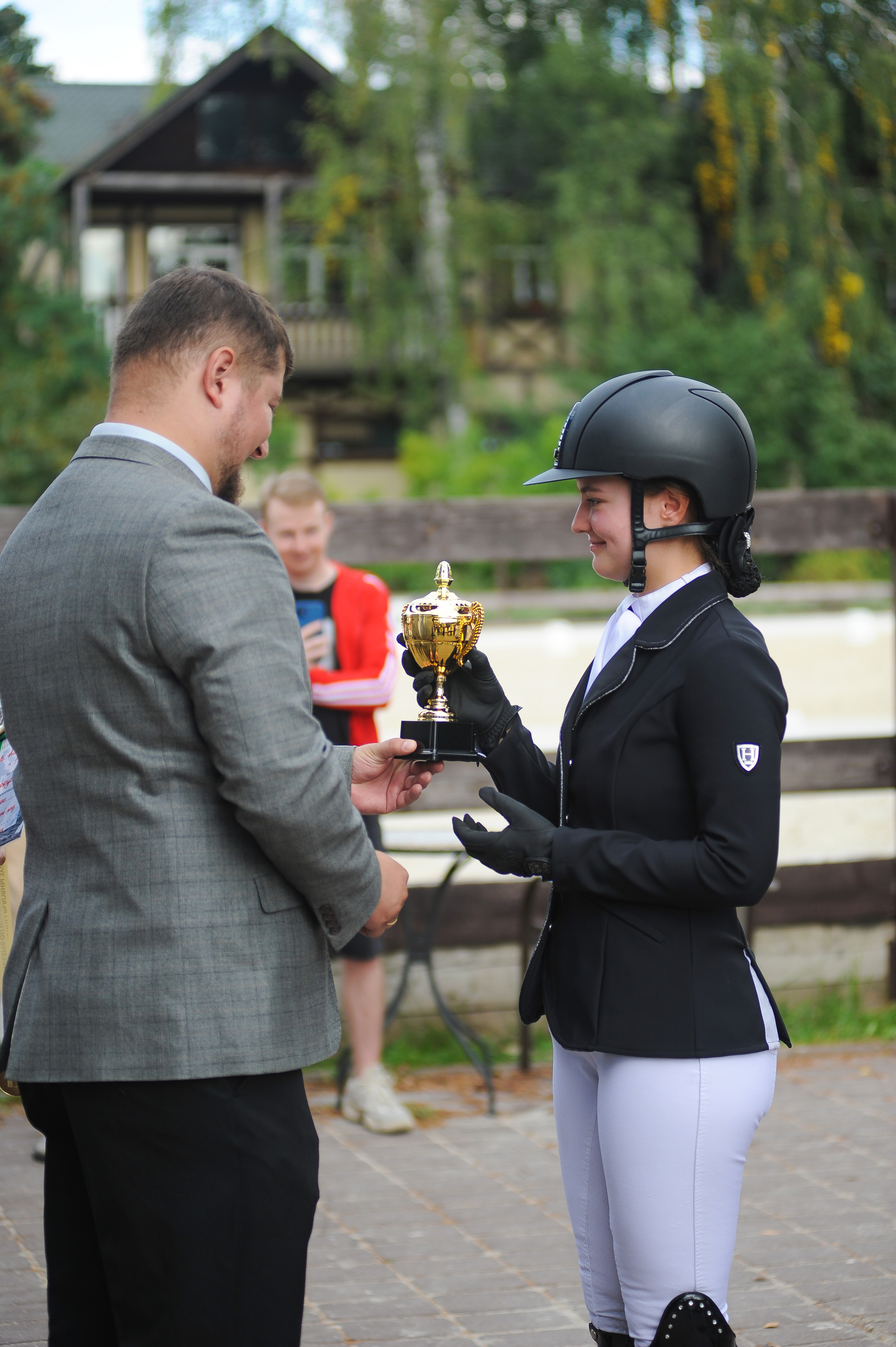 Конкур в конном клубе, репортаж Москва. Фотограф, визажист. Москва