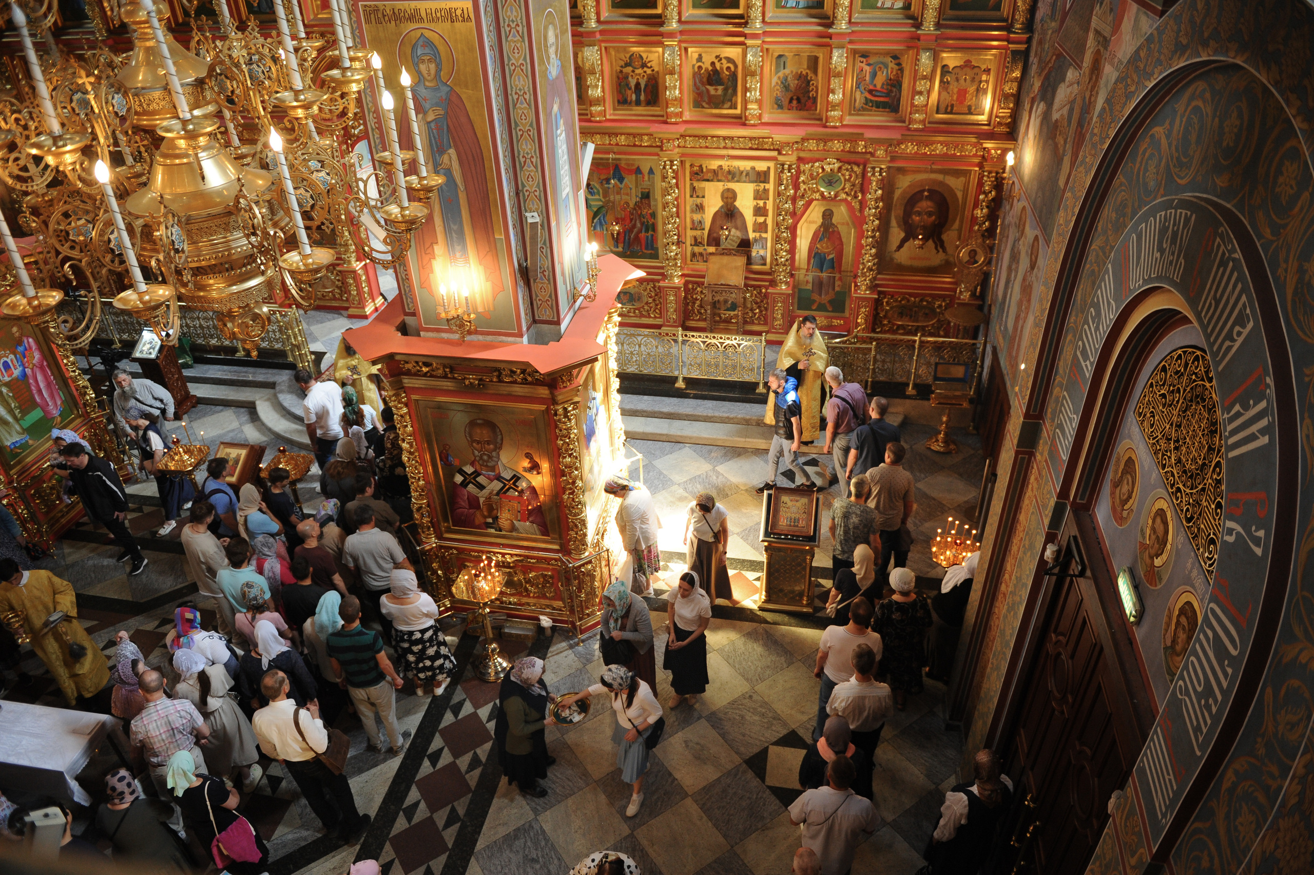 Храм преподобного Сергия Радонежского. Фотограф, визажист. Москва