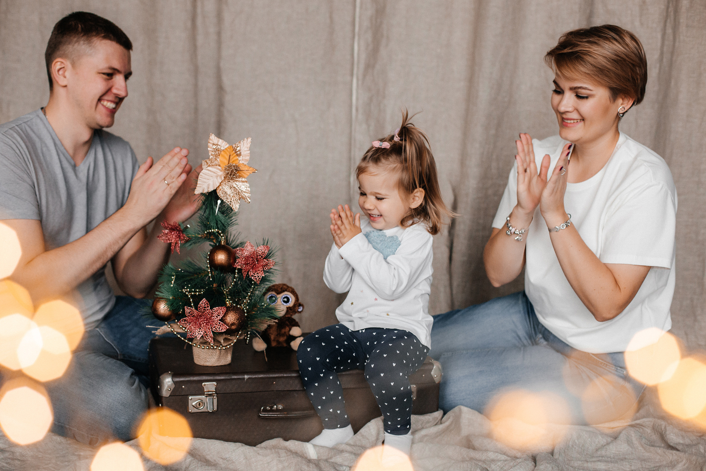 Ольга+Ксюша+Вадим. Семейный фотограф в Минске Саша Павлюк