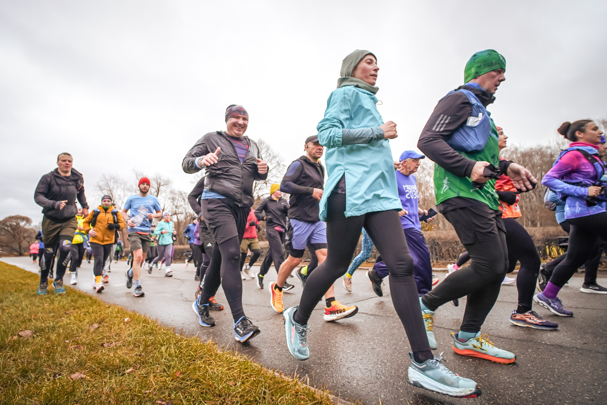 #марафонудома #яuzarun 2024 2-я петля, группа 6:30. Роман Капилюшов. Бег. Фото. Видео. г. Люберцы