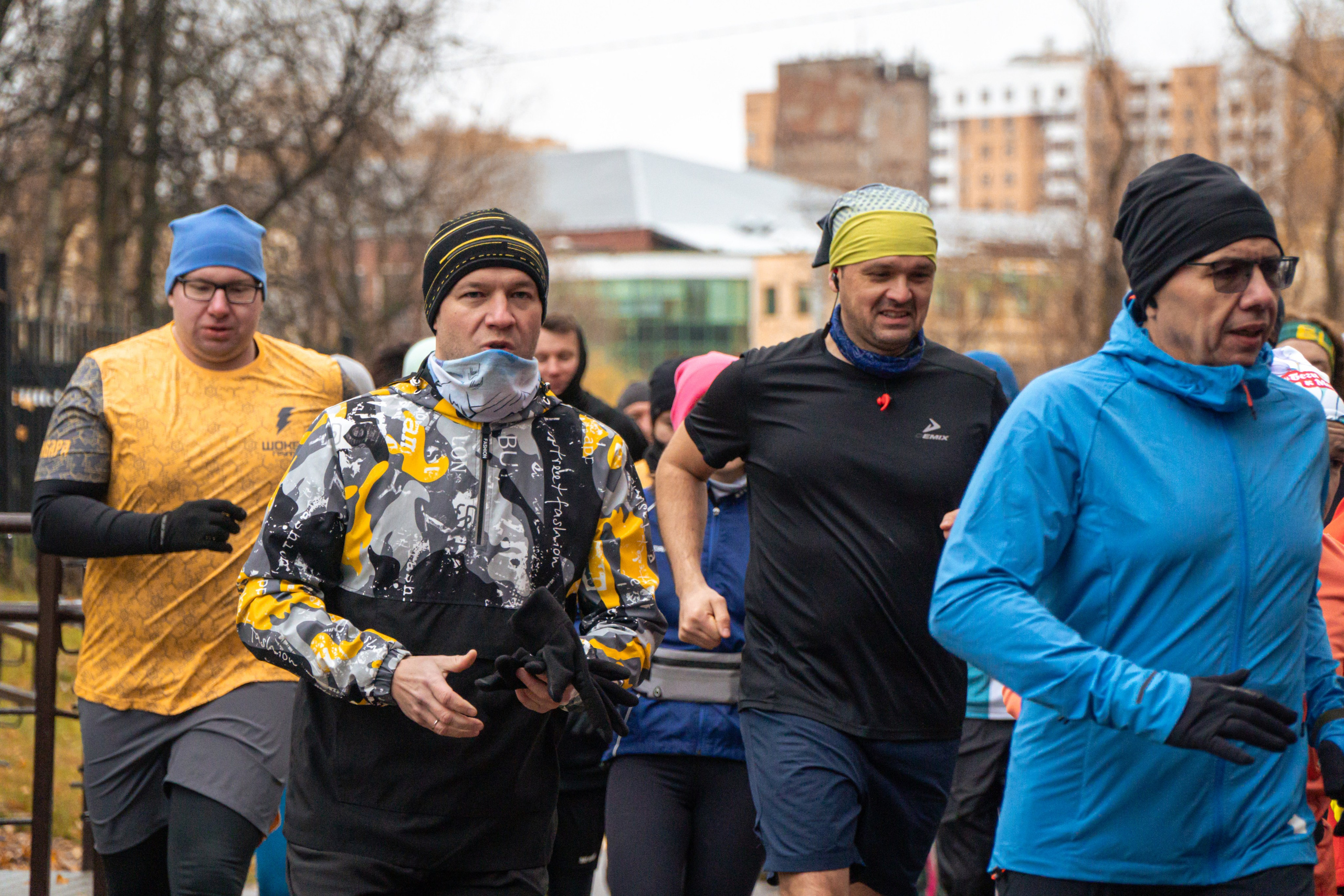 5 вёрст Реутов 16.11.2024. Роман Капилюшов. Бег. Фото. Видео. г. Люберцы
