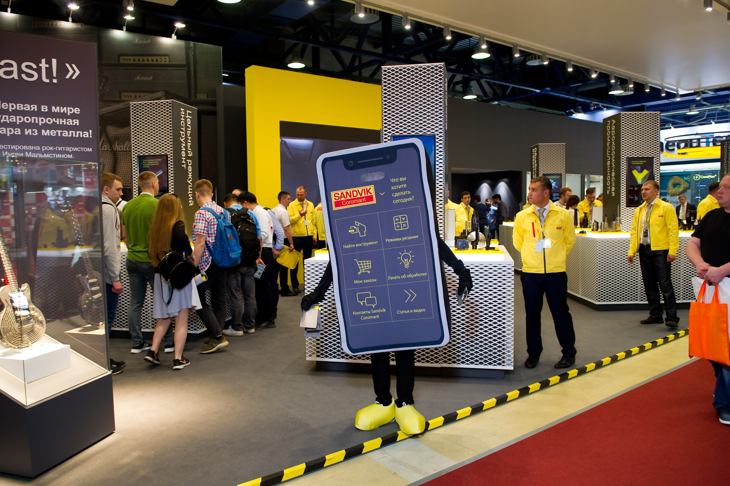 Работа Sandvik на выставке «Металлообработка». Репортажный фотограф и видеограф Слава Думчев. Тимбилдинги, отчетники, корпоративы