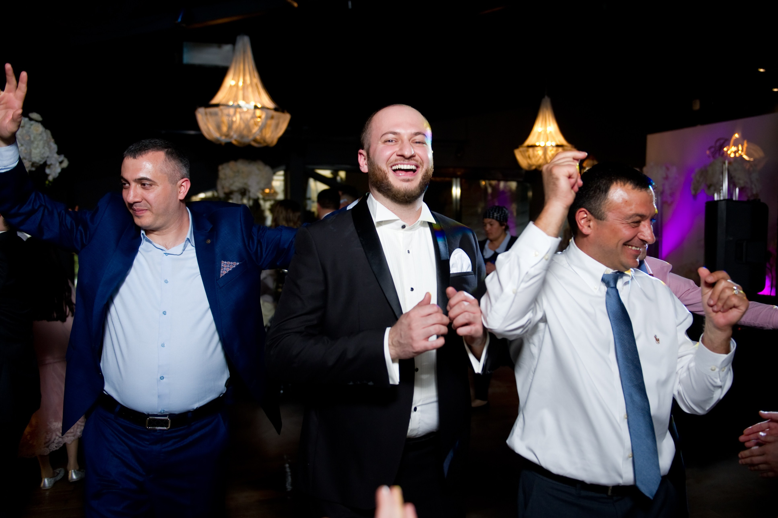 Свадьба Ашота и Ларисы. Репортажный фотограф и видеограф Слава Думчев. Тимбилдинги, отчетники, корпоративы