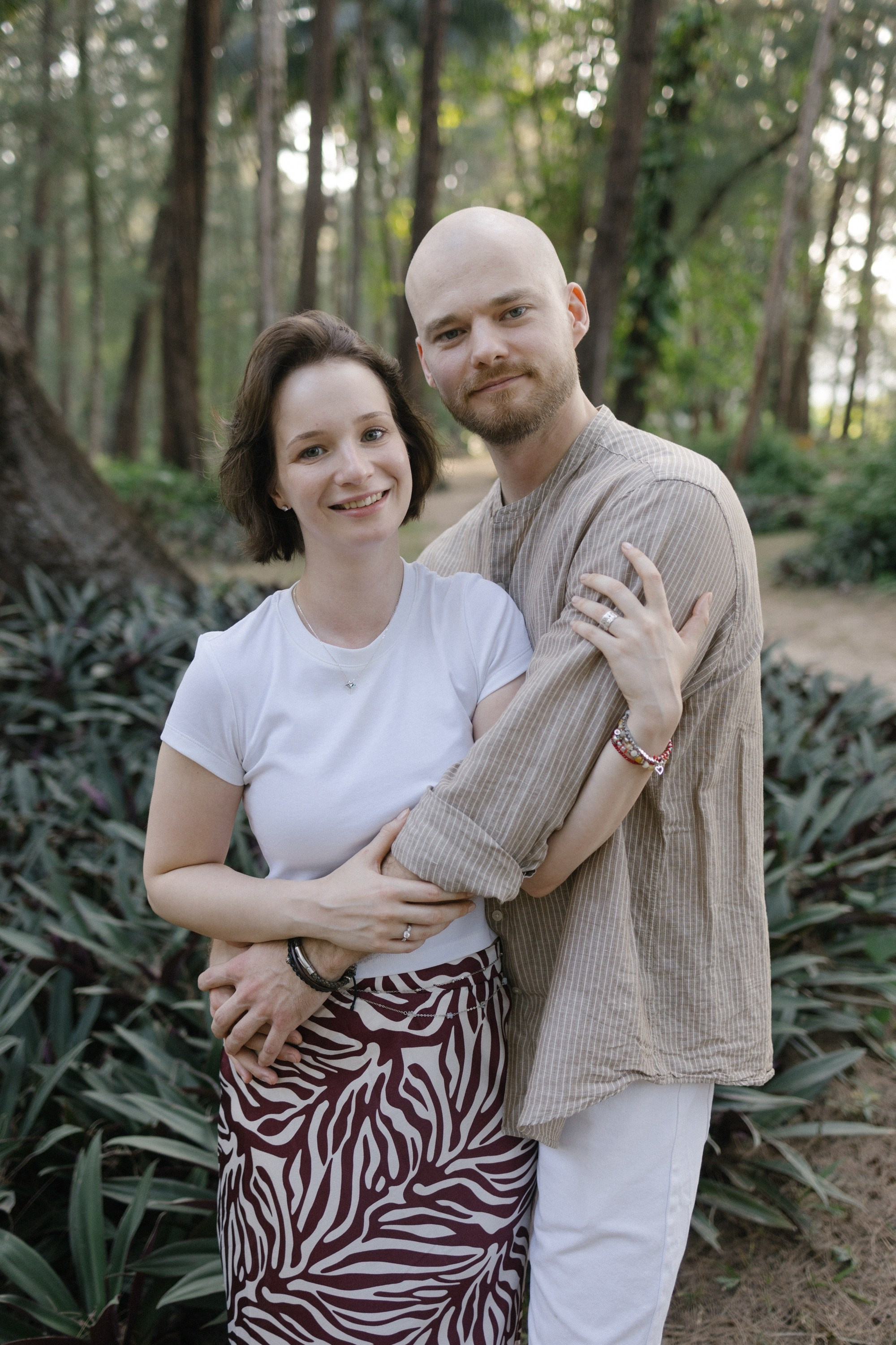 Family photoshoot in Phuket, Thailand. Fedor Lemeshko — Destination Wedding and Family Lifestyle photographer