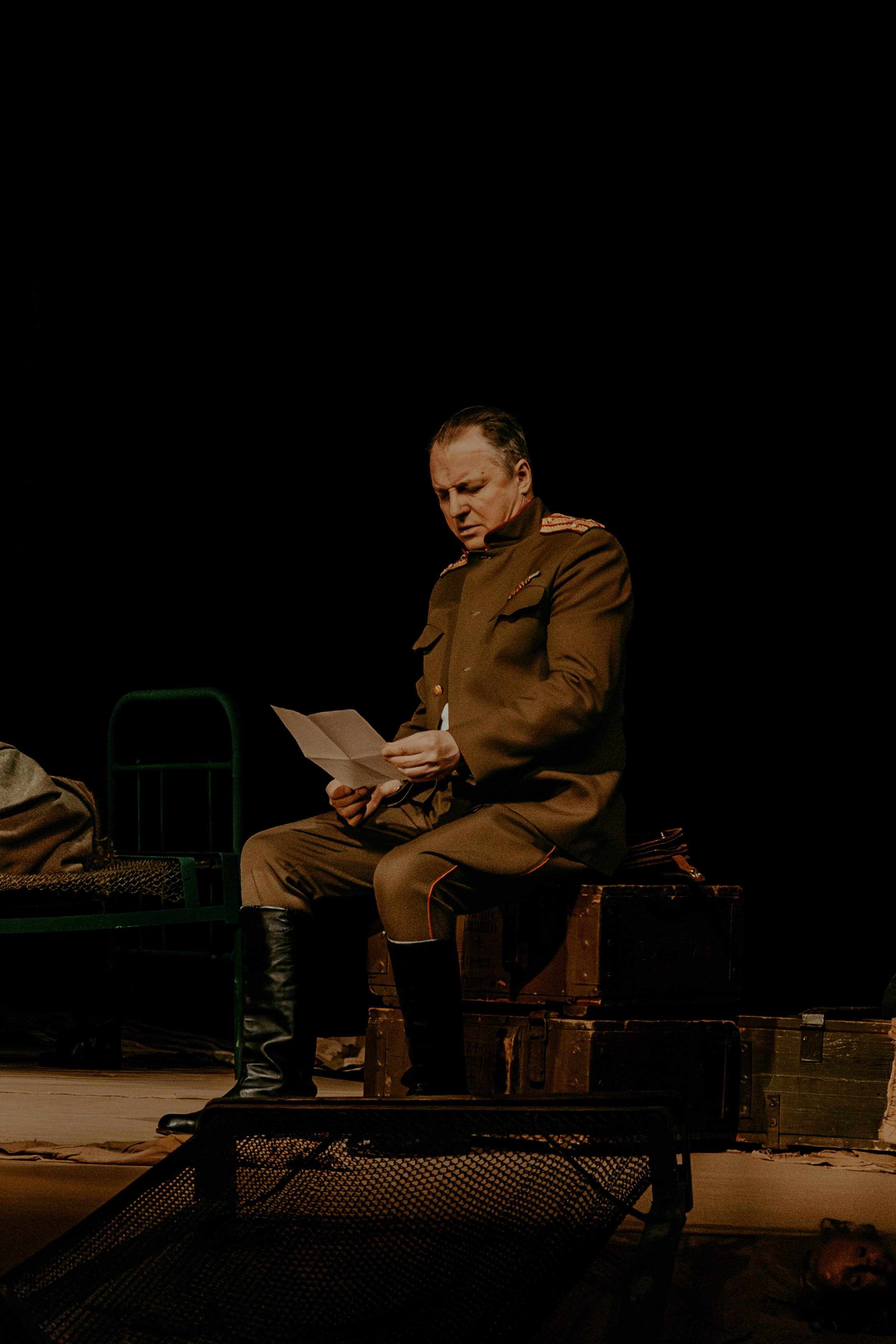 Театр Юного Зрителя " Не покидай меня». Фотограф Марк Файзулин