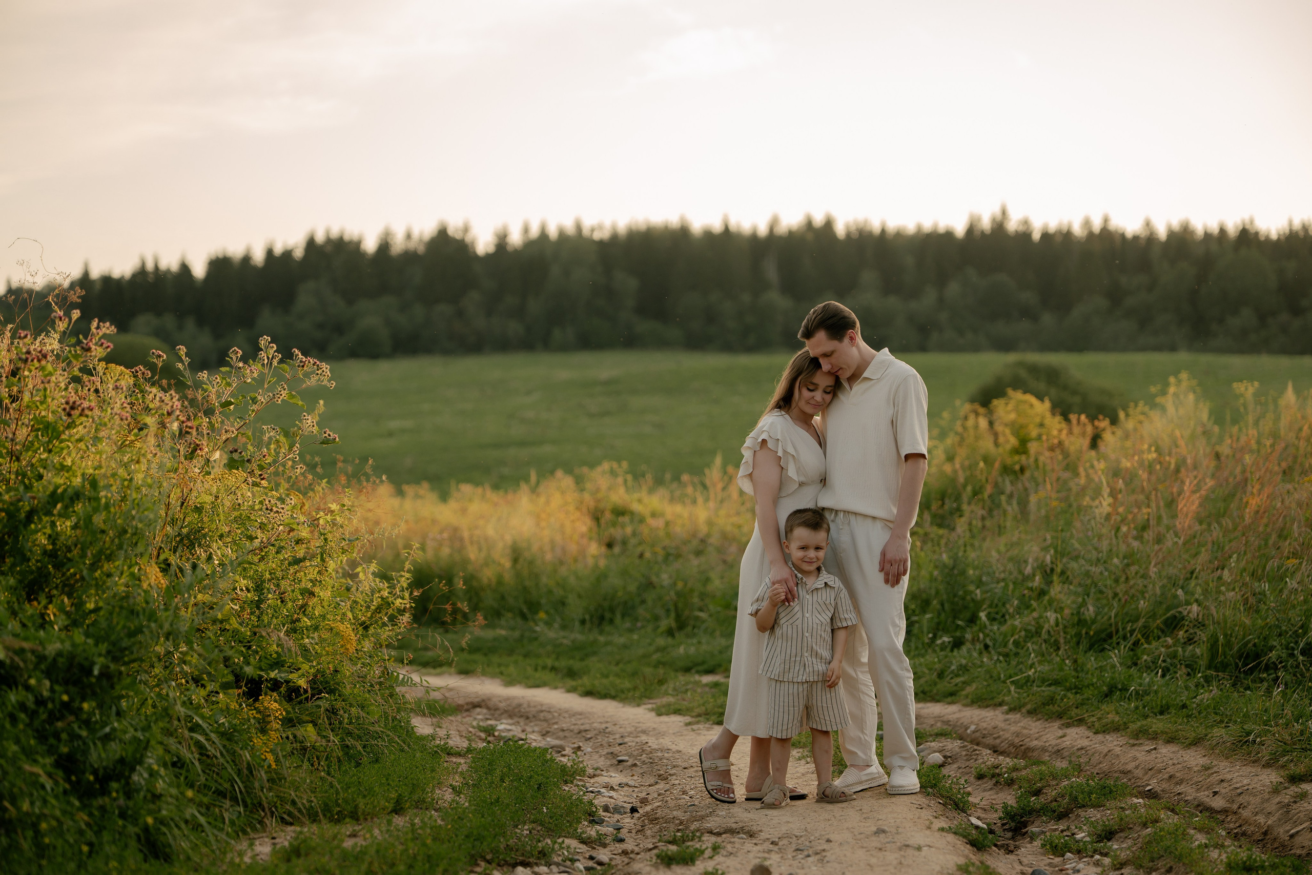На закате. Свадебный и семейный фотограф в Москве и Красногорске — живые кадры | Анастасия Тихонова