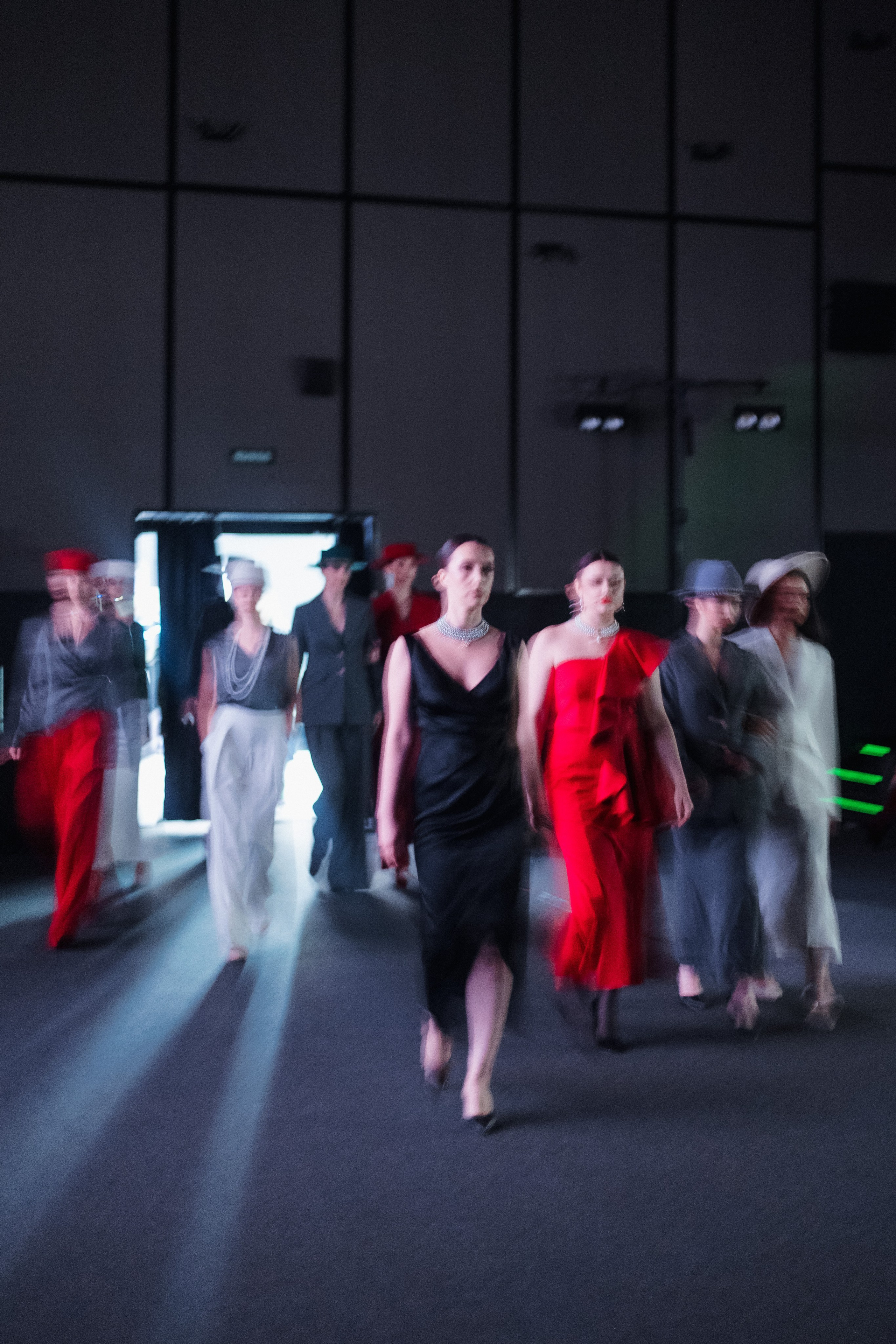 ФЭШН КОНФА. СВОИ. ФОТООТЧЕТЫ-СОБЫТИЯ-МЕСТА