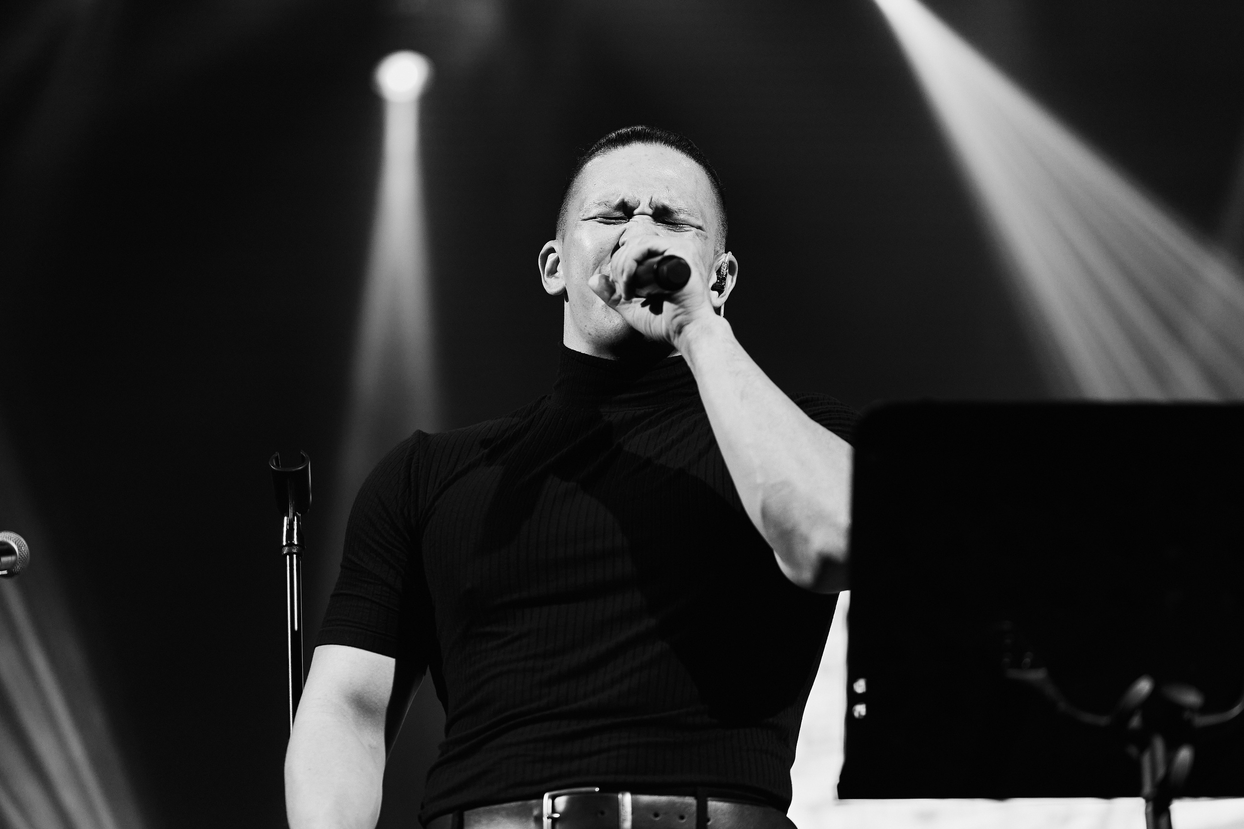 Симфо-Рок-Шоу в ДКЖД 05.06. Свадебный репортажный фотограф краснодар максим дремов дрёмов фотосессия студия цена