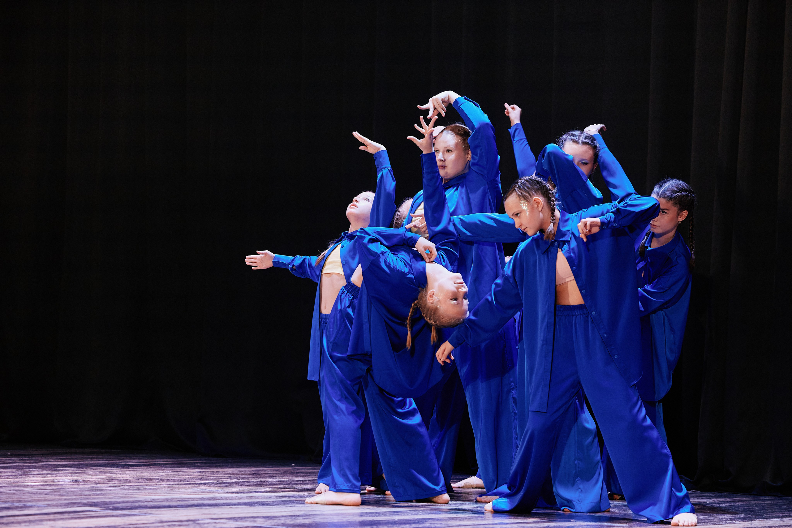 Концерт танцевальной студии Фиеста 08.06. Свадебный репортажный фотограф краснодар максим дремов дрёмов фотосессия студия цена