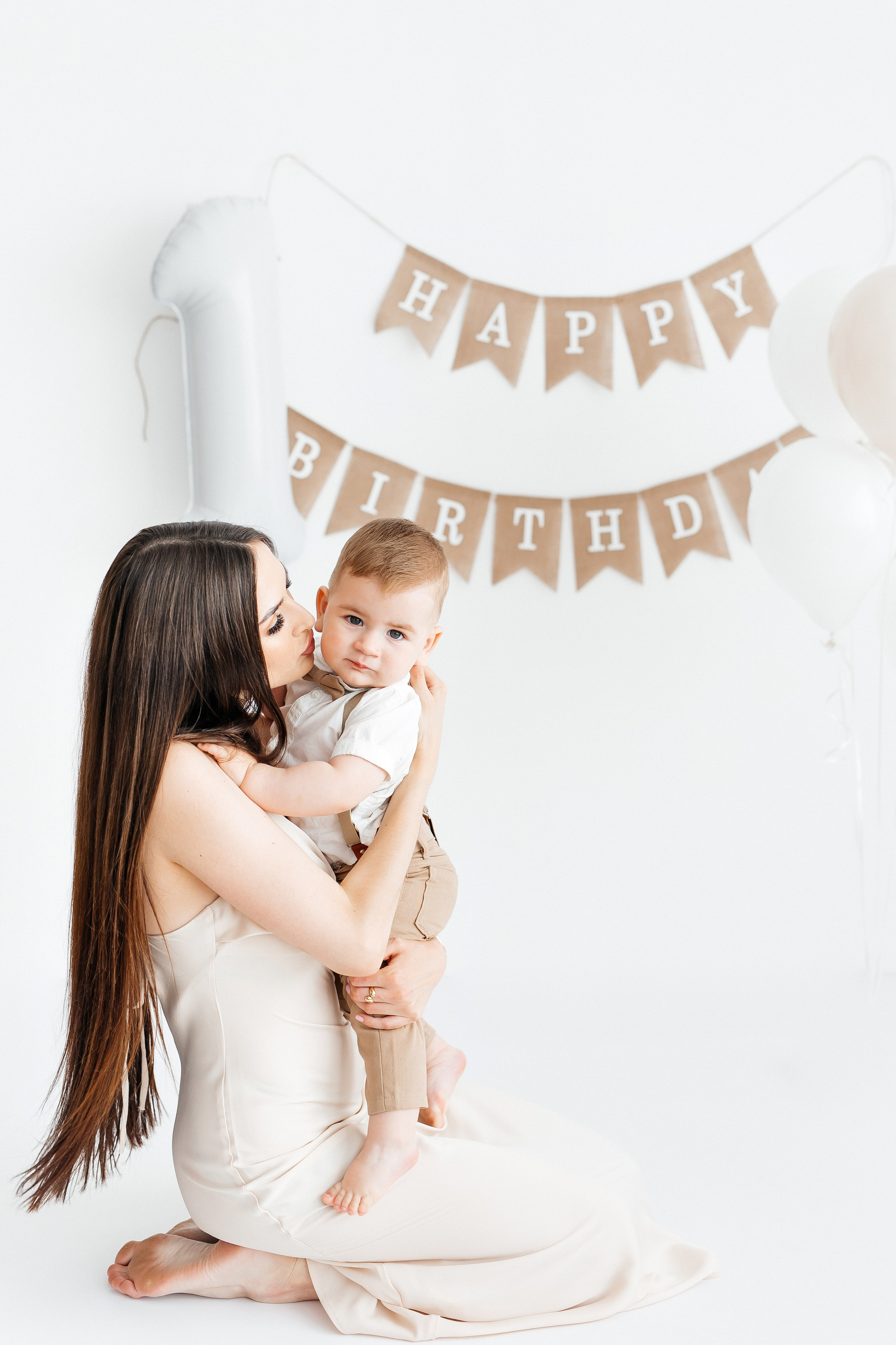 Павел Пакет 2 (минимализм). Профессиональная детская и семейная фотостудия в Краснодаре