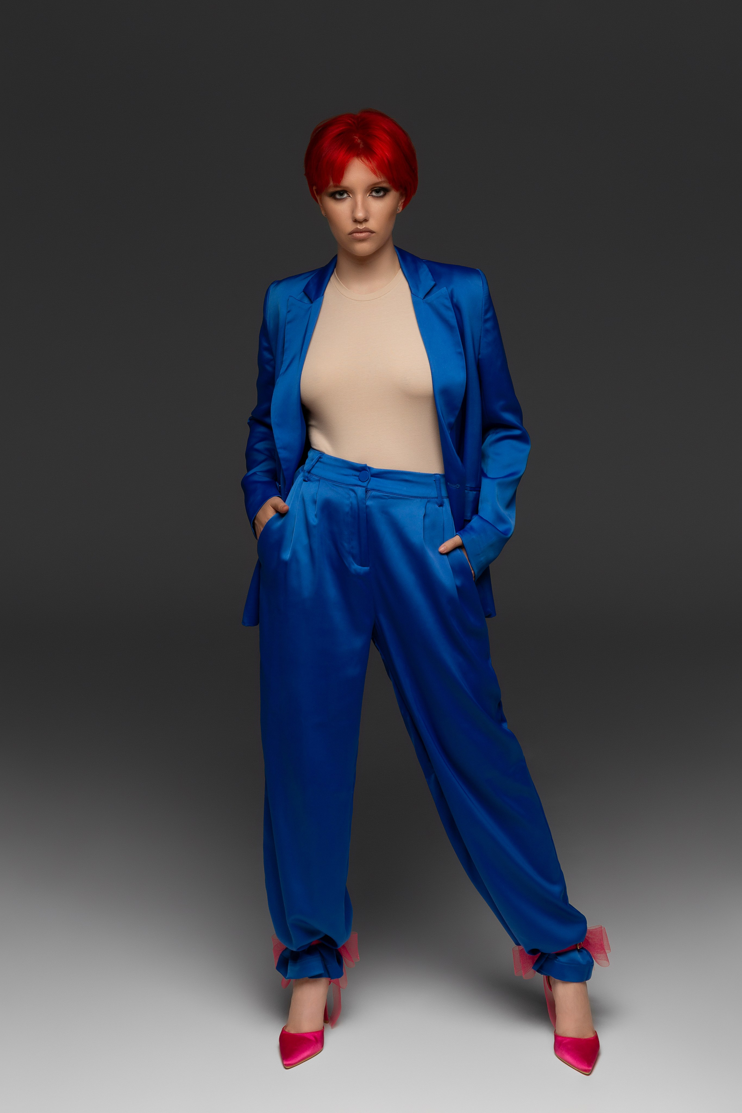 Фотосъемка женский портрет. Фотограф Лариса Фирхова. Выпускные альбомы Тюмень