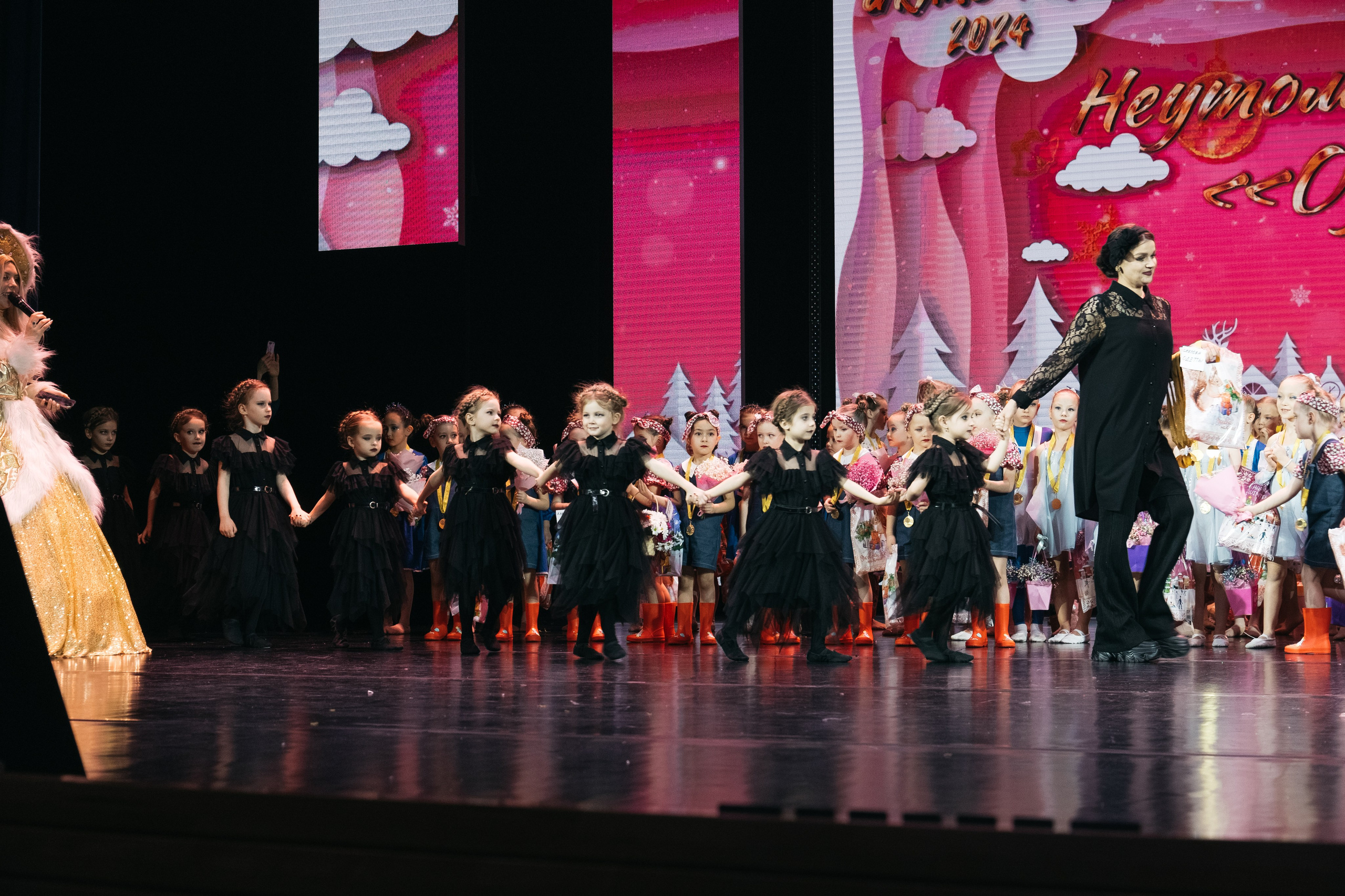 СурГУ 23.12.23. Репортажный и свадебный фотограф в Сургуте