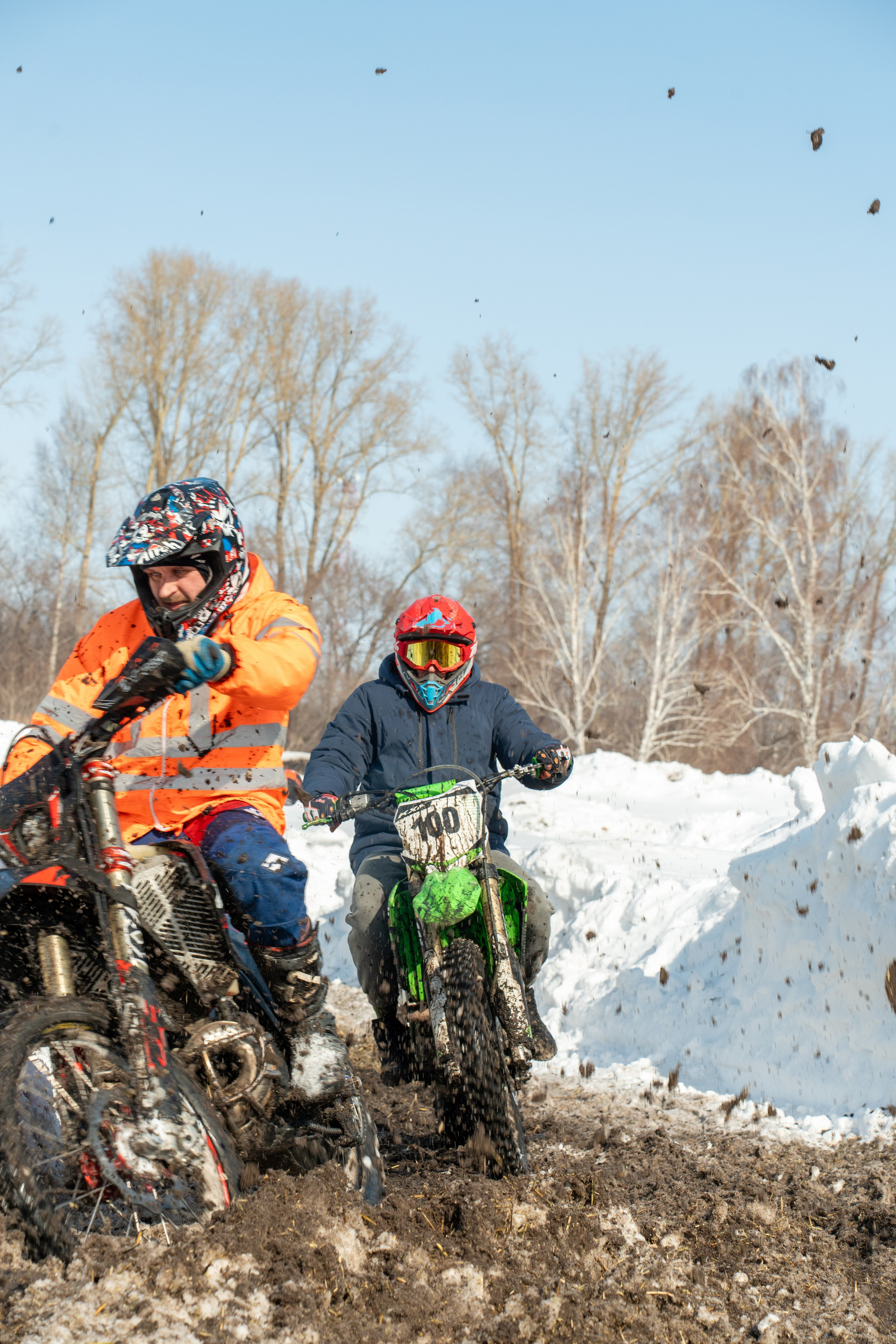 Мотокросс, закрытие зимнего сезона. Фотограф Артем Ларионов