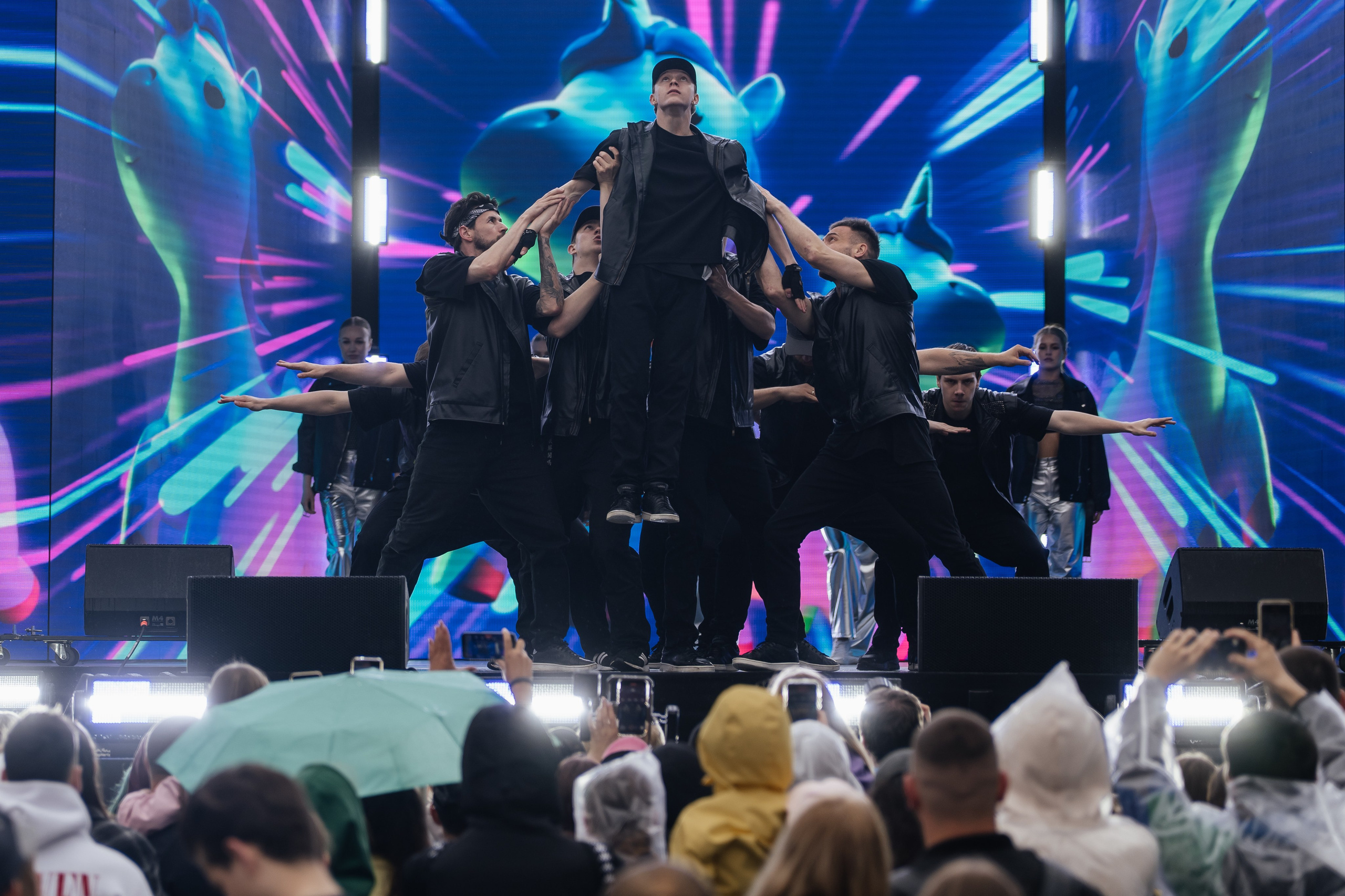 VK FEST Инфлюенсеры. Андрей Сухинин репортажный свадебный фотограф Санкт-Петербург