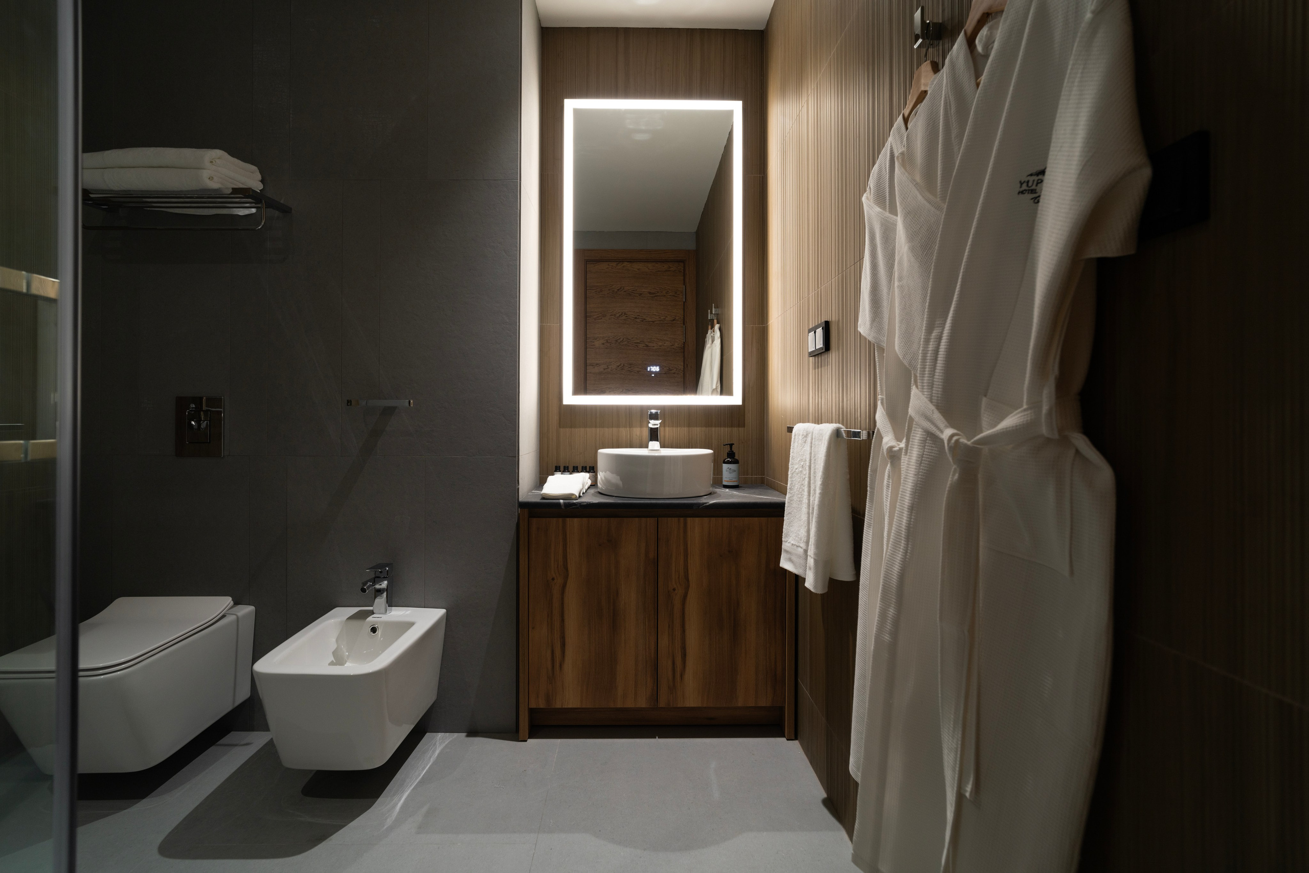 Отель Юпшара. Главная