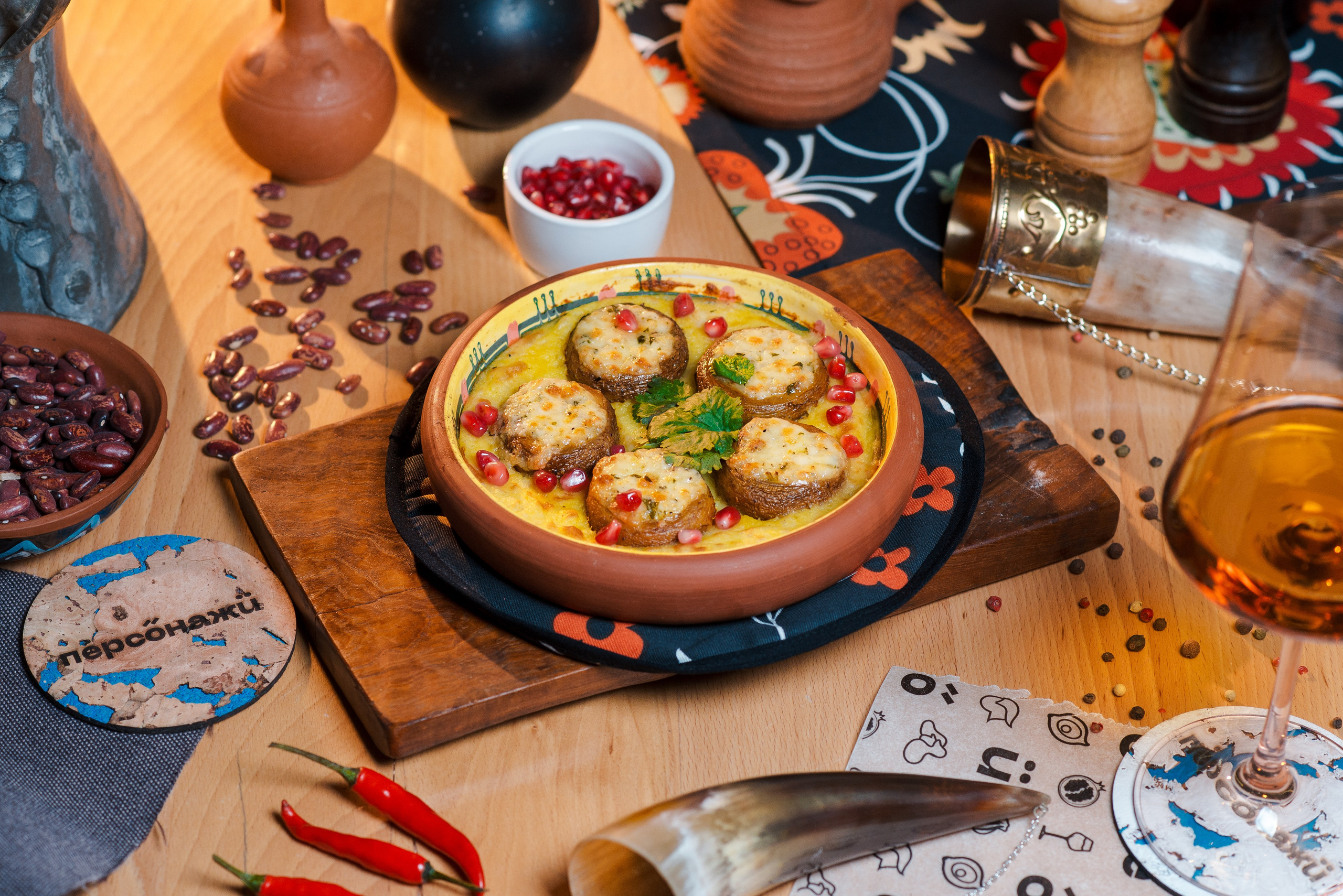 Персонажи. Главная