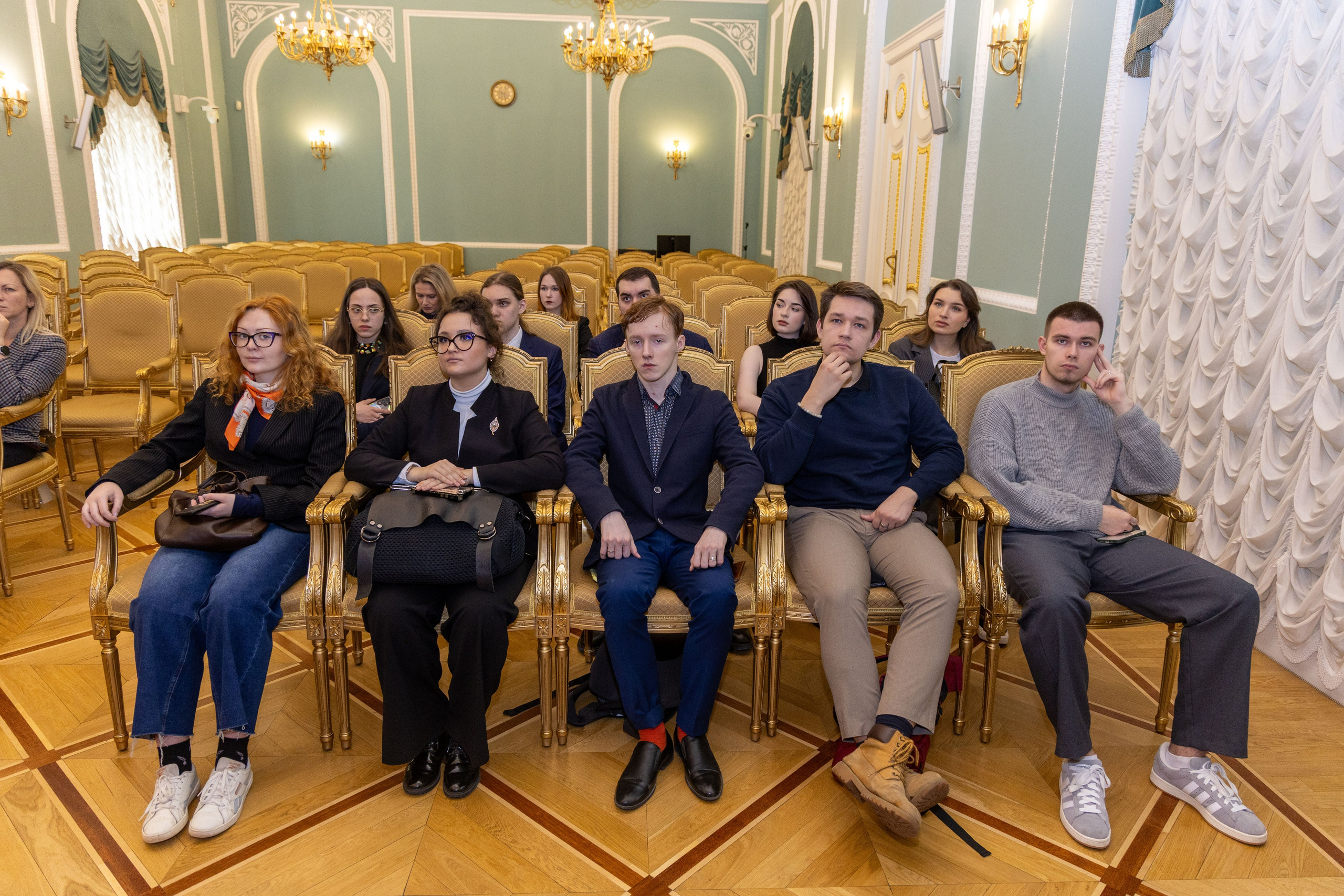 Кружок молодого дипломата. Портретный и семейный фотограф Санкт-Петербург