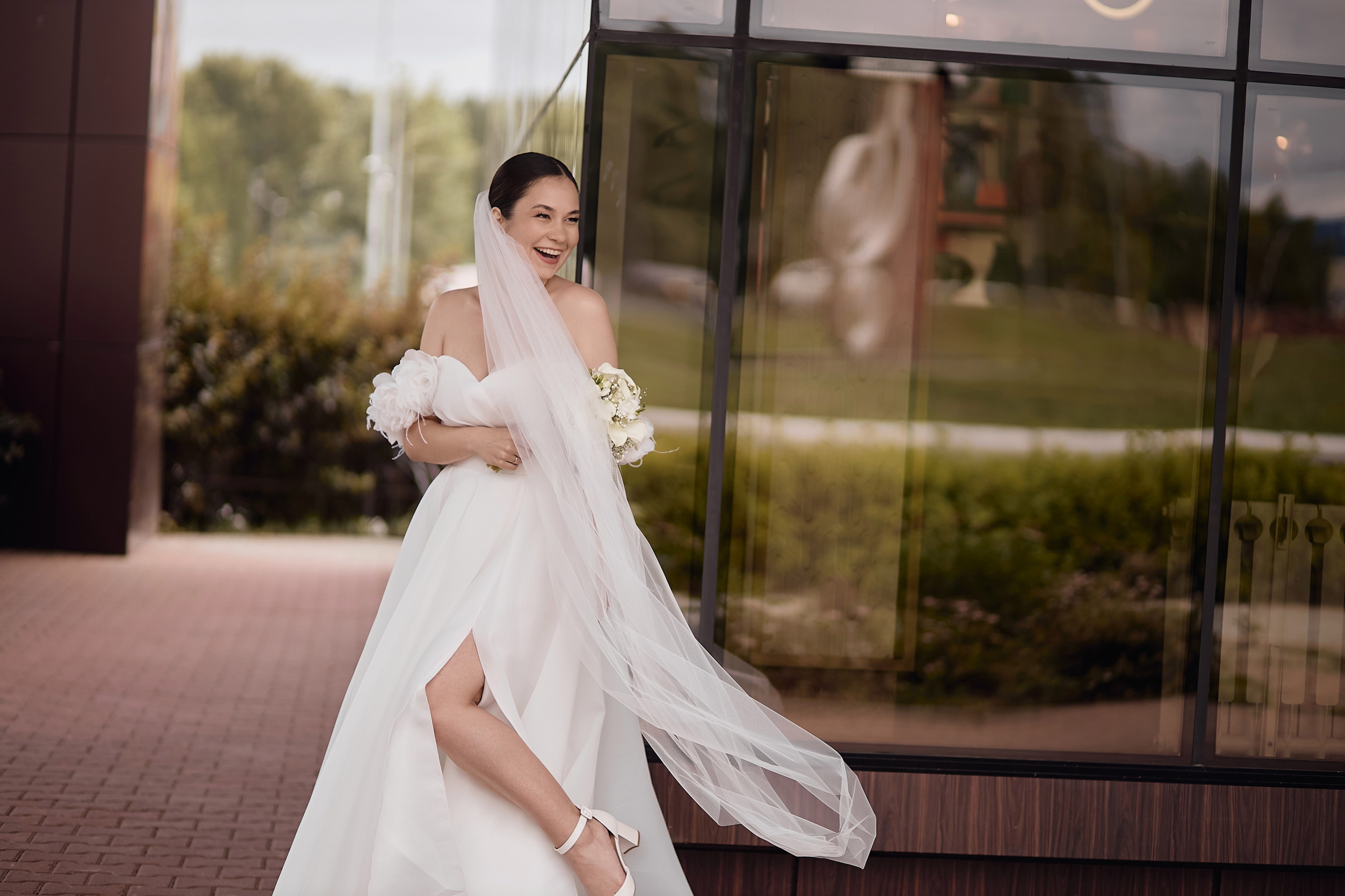 Данил и Алина. Свадебный фотограф Чайковский