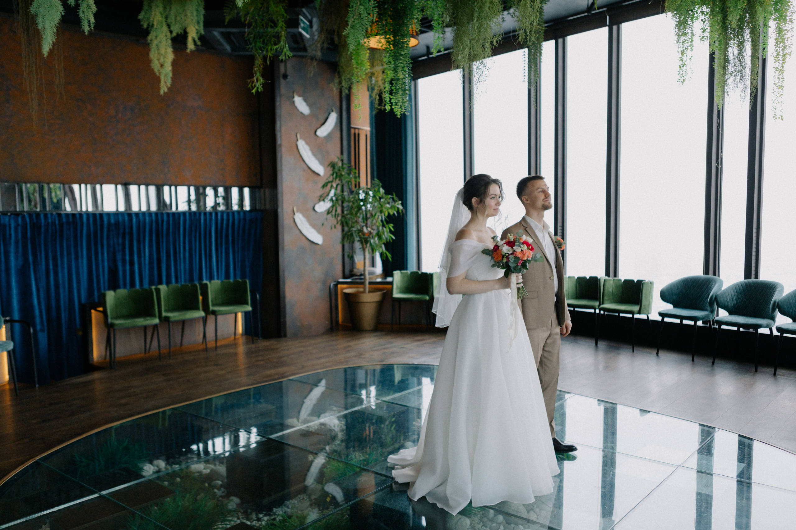 Ксюша и Илья. Утро в отеле роспись в Birds. Свадебный и портретный фотограф в Москве Анастасия Масюк