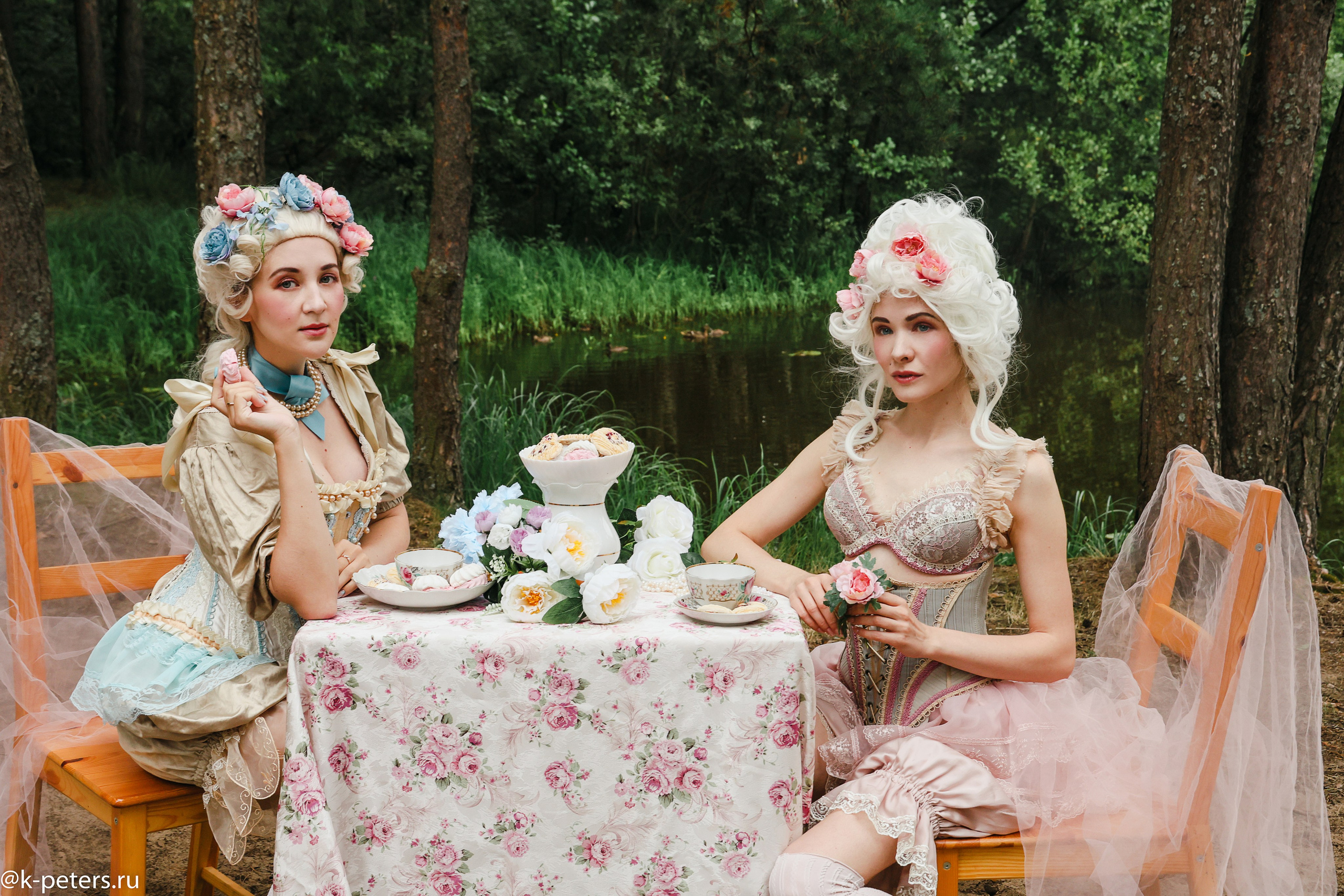 Пикник у озера в стиле Барокко. Фотограф Петерс Кристина /Липецк — Москва/