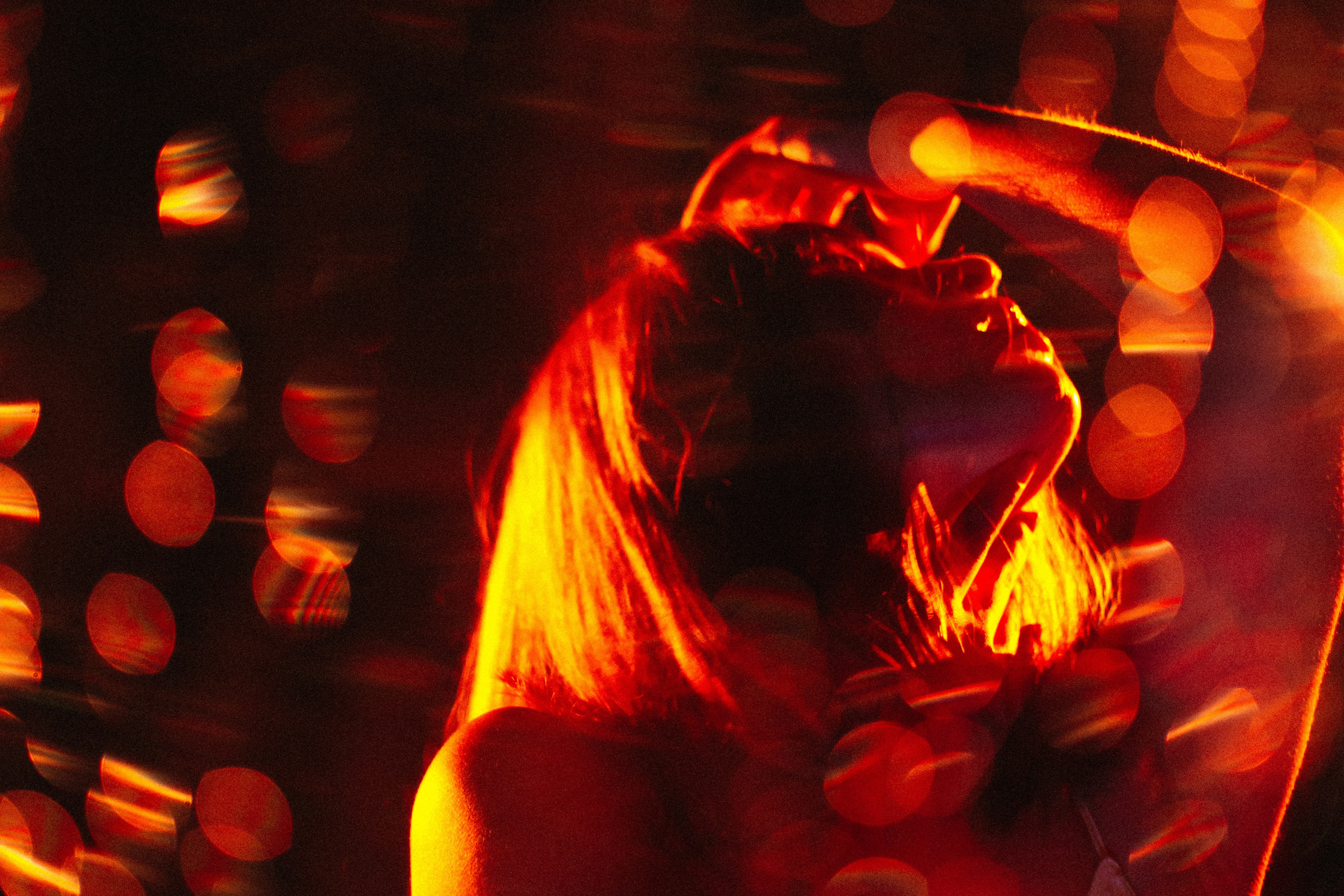 Танец огня. Арт-фотограф Крис Л. в Тобольске: портрет, семейные, свадьбы