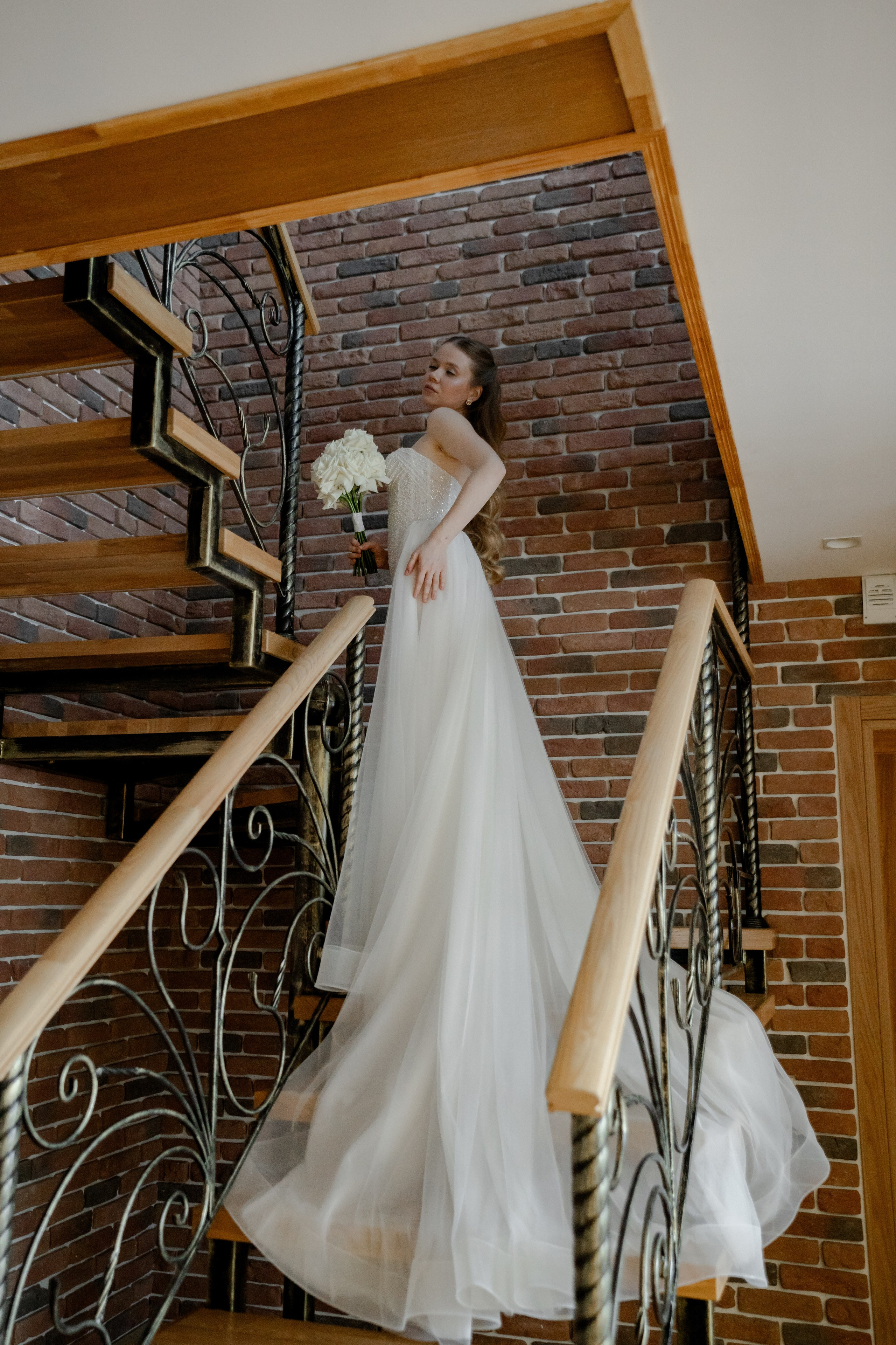 СВАДЕБНАЯ СЬЕМКА СБОРОВ В ОТЕЛЕ И ВЫЕЗД НА ЦЕРЕМОНИЮ (СНЯТО В СИБИРЕ В НИЖНЕВАРТОВСКЕ)М. Профессиональный фотограф, Санкт-Петербург — Виктория Богомолова