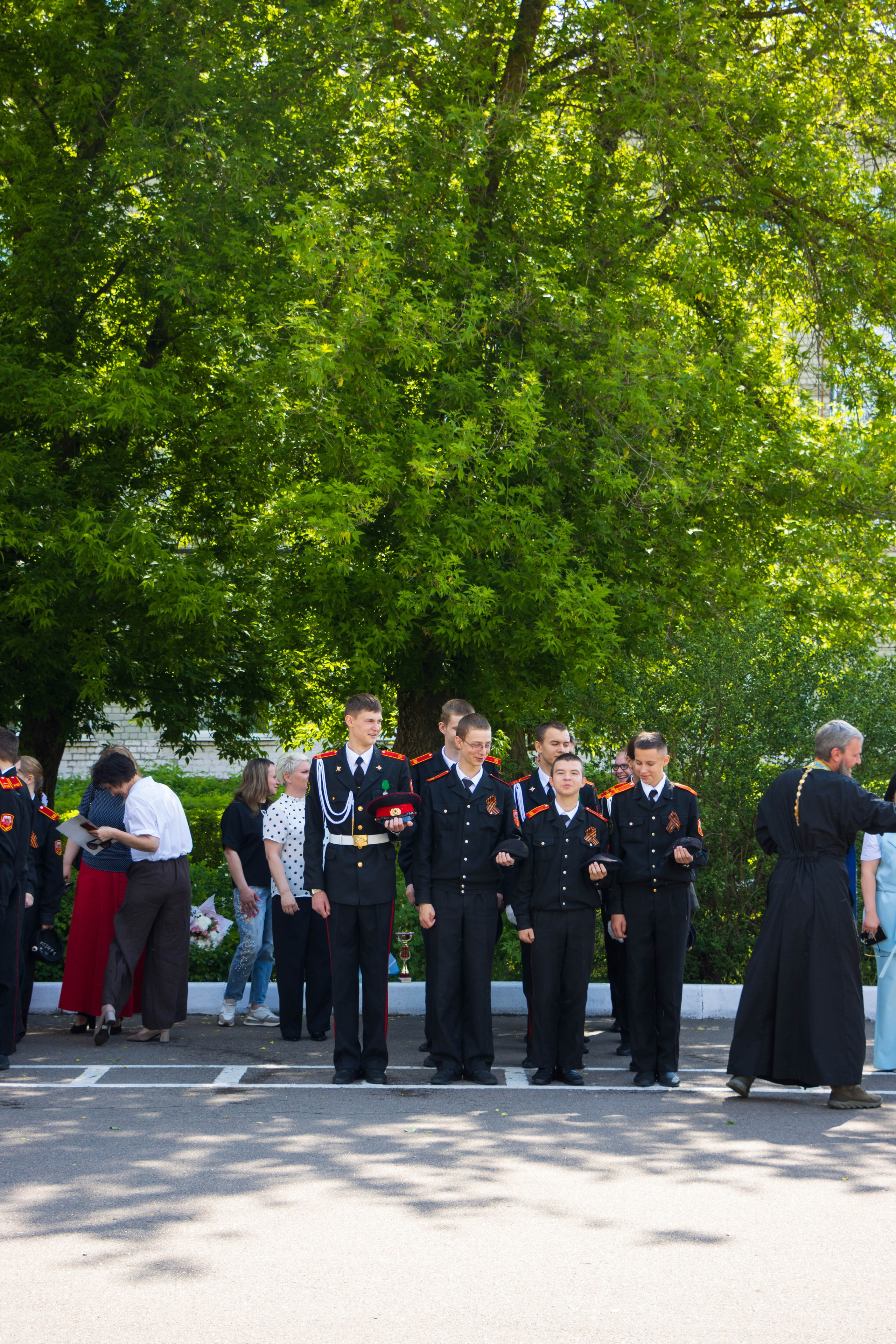 Последний звонок 2025 взвод 8"б». Фотограф Татьяна Матрос