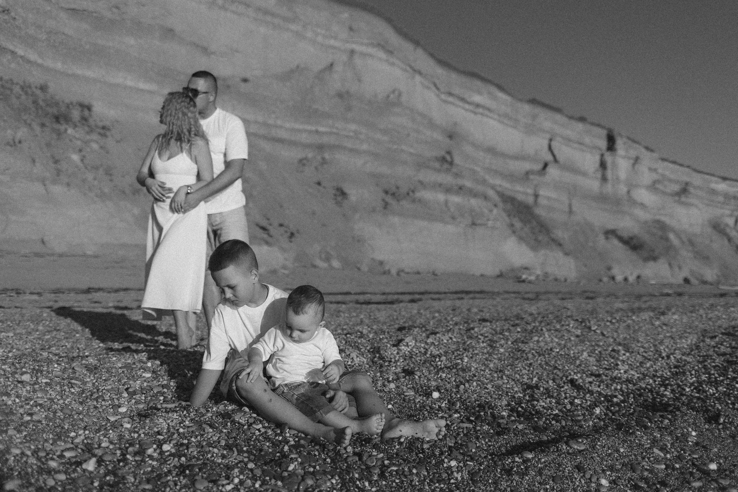 Море, закат, любовь🖤. Свадебный фотограф Мироманов Николай в Крыму