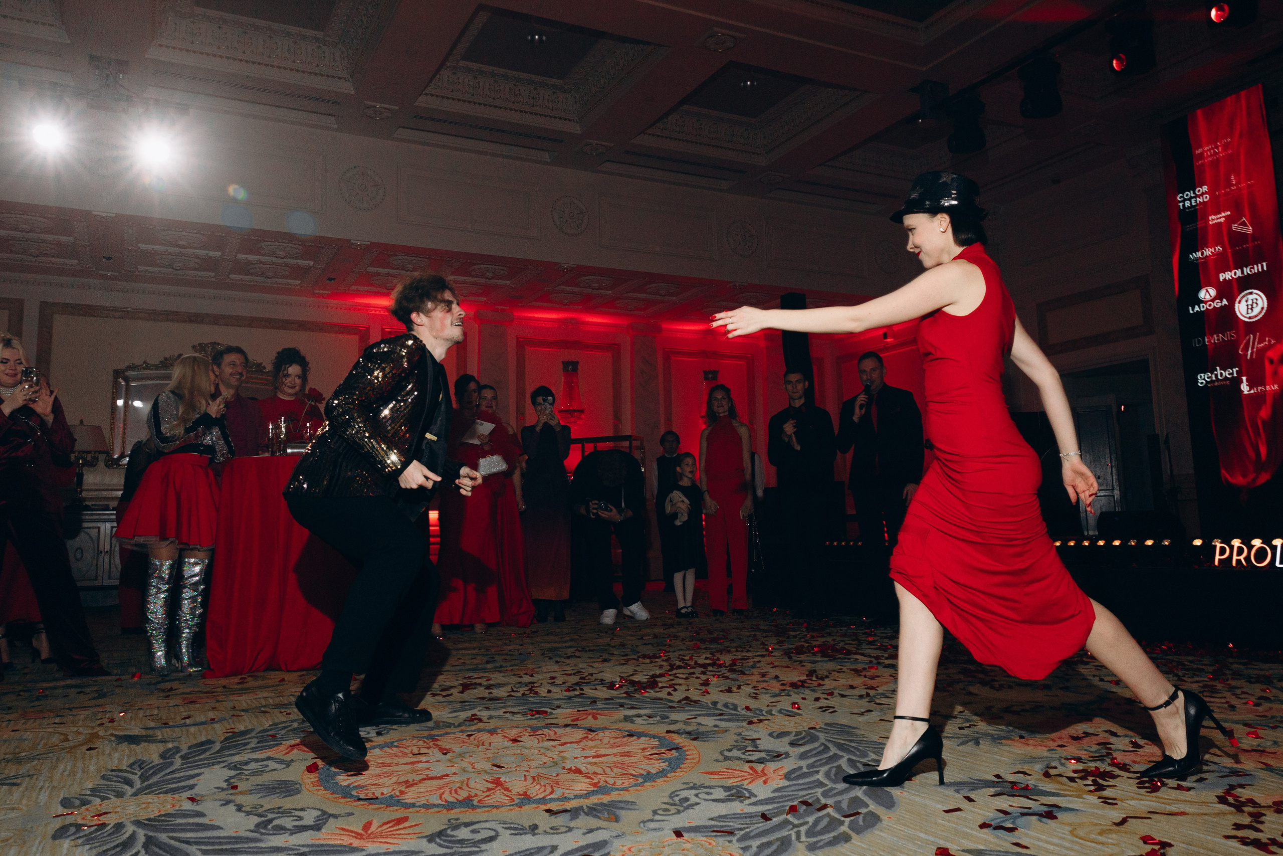 Red ball. Свадебный фотограф в Санкт-Петербурге и Москве Андрей Чернов