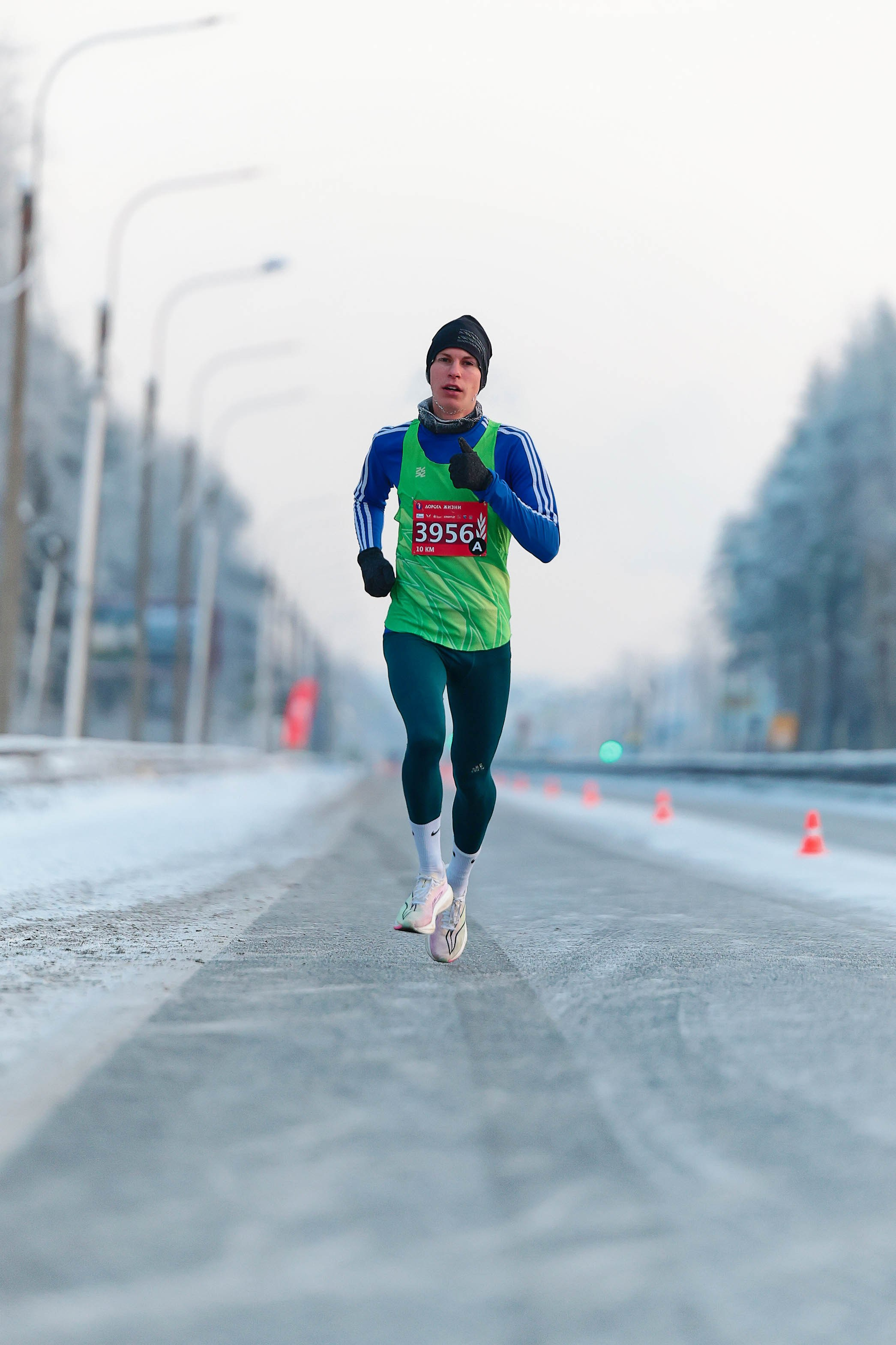 Зимний марафон «Дорога жизни» 2026. Спортивный фотограф в Санкт-Петербурге Илья Vacool