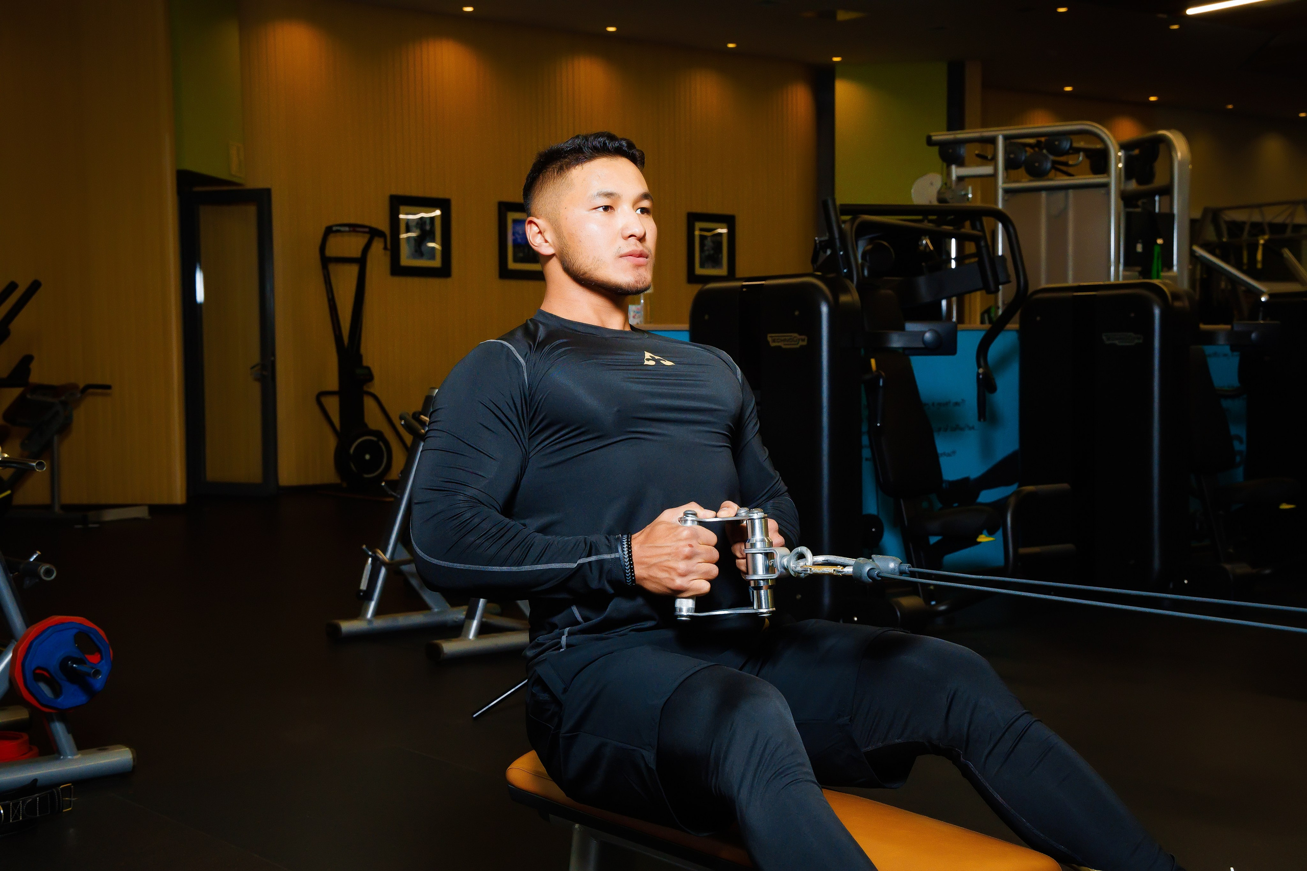 Спорт Зал Fitnespalace. Семейный и Свадебный фотограф в Астане Александр Астапов