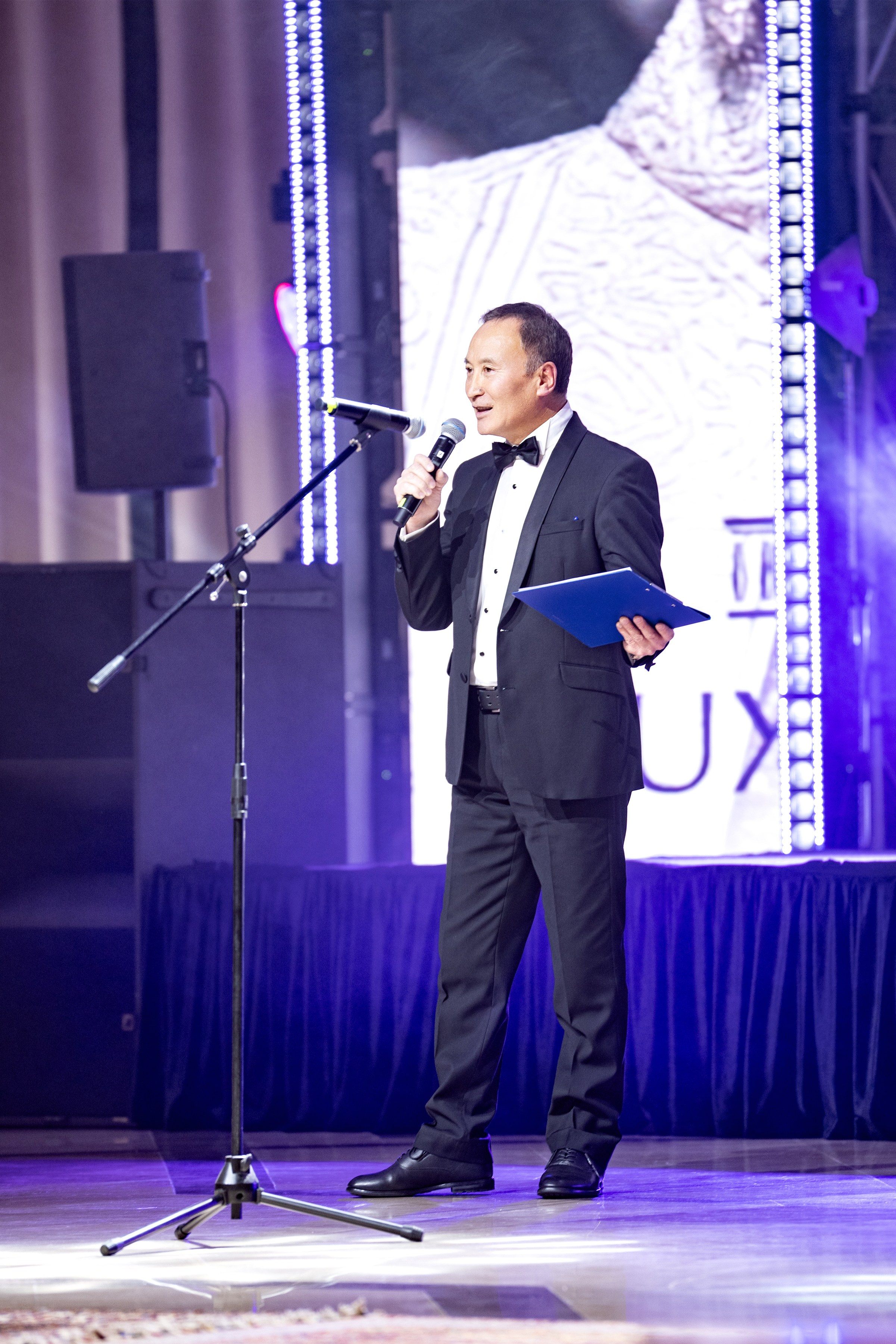 Backstage. Сайт Алматинского НЮ АРТ, будуар и фэшн фотографа Дениса Карпенко