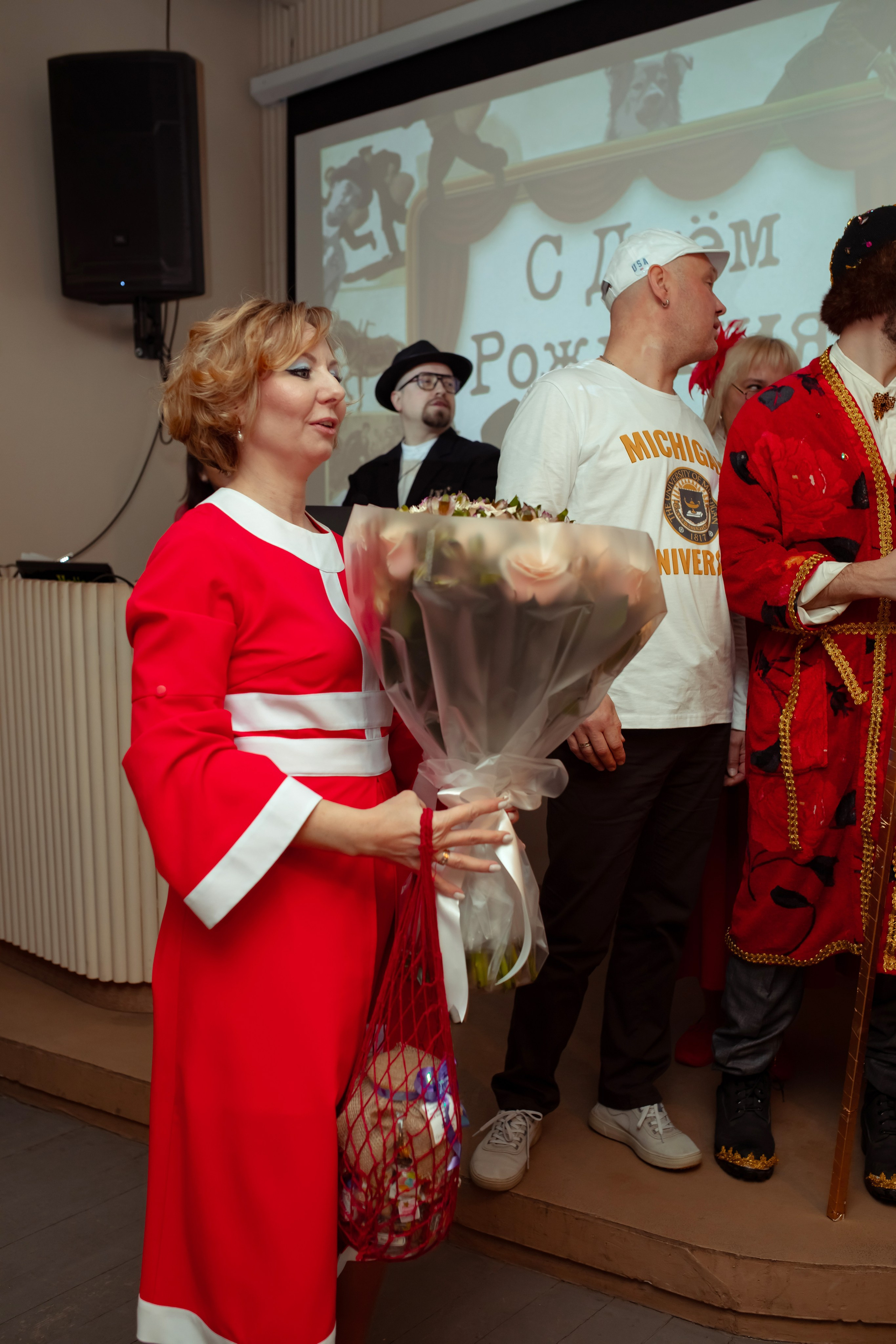 Юбилей Анны в стиле Гайдая. Семейный и детский фотограф в Москве Дорогова Екатерина