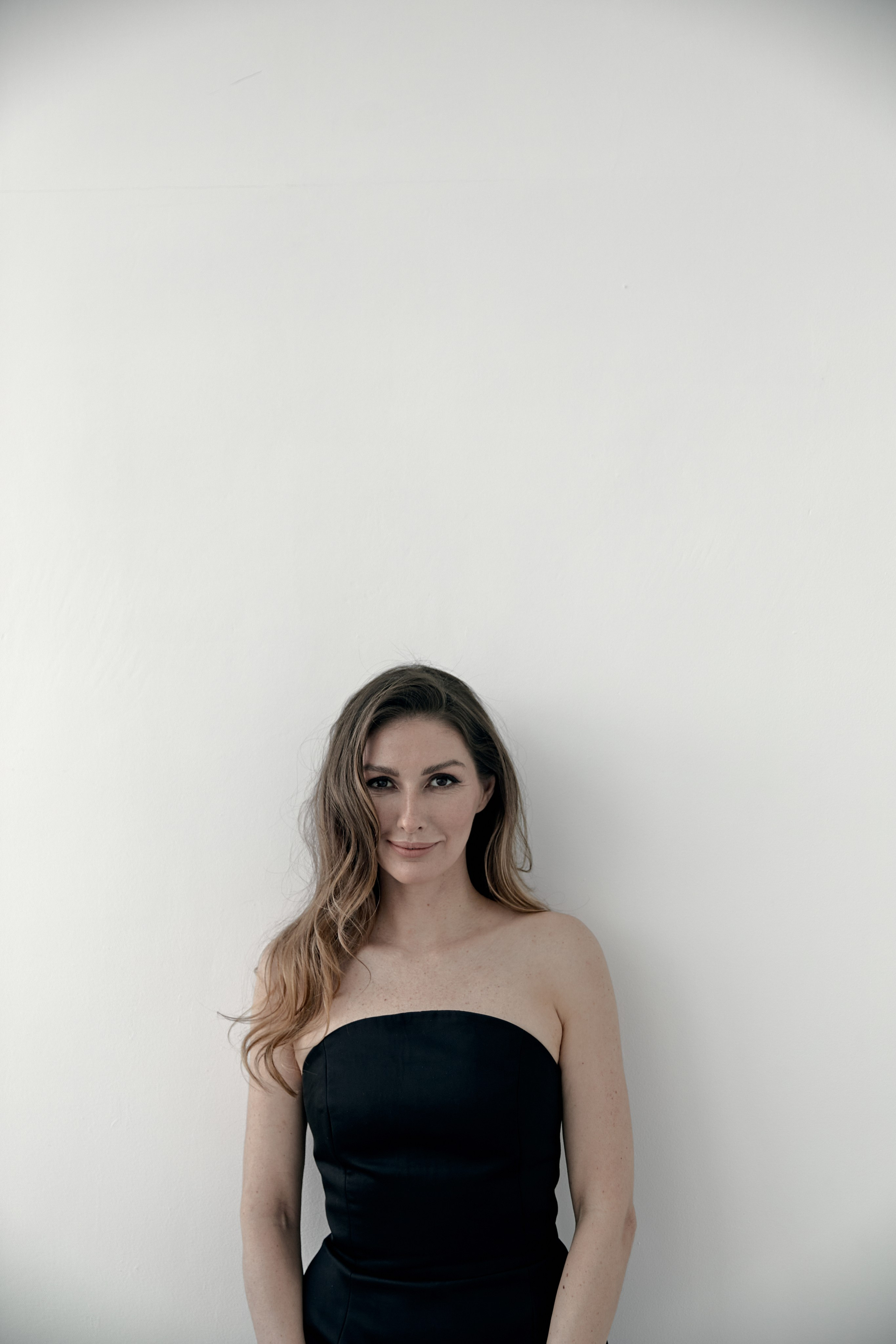 ANNA. Yulia Otroschenko