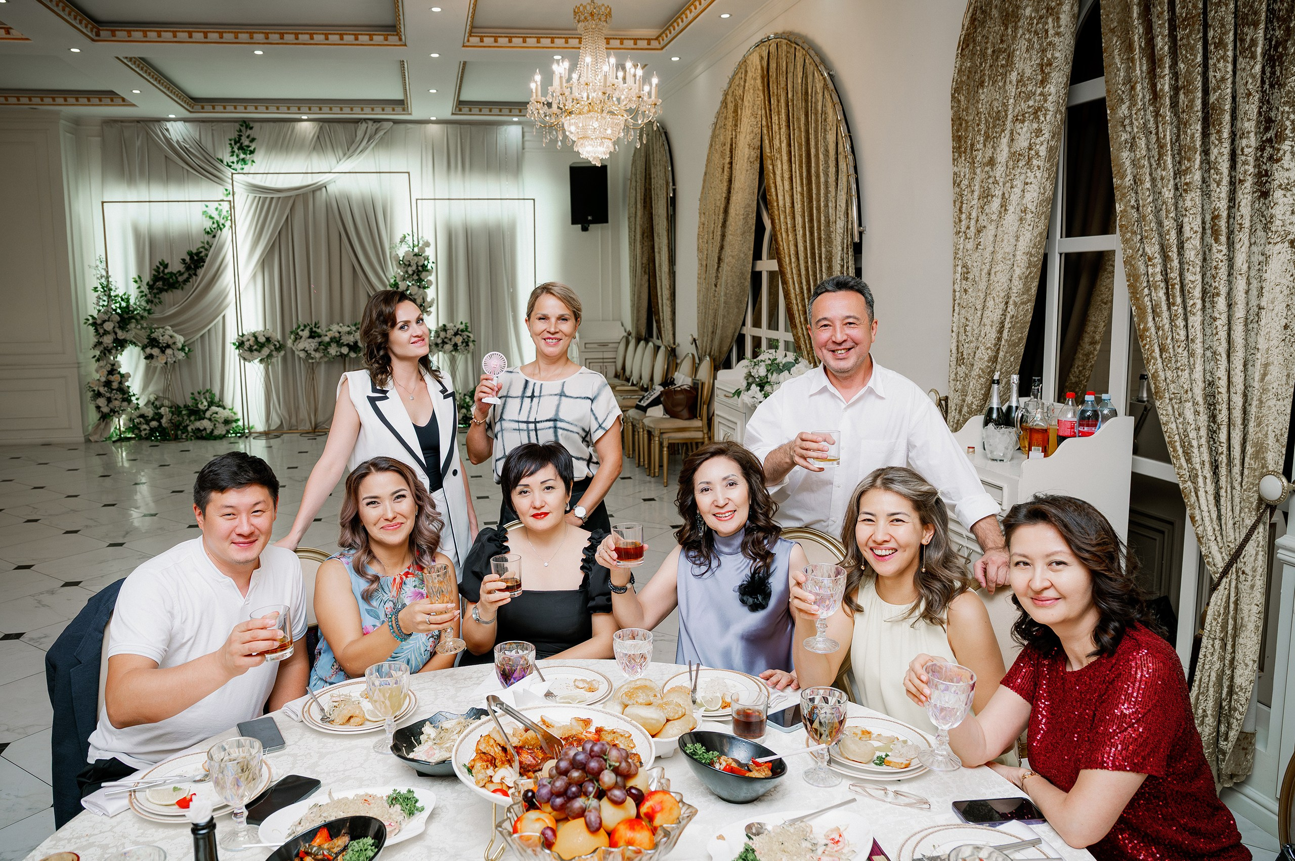 Выпускной — 11А, 2025. Фотограф в Алматы — Алексей Коньков | Репортаж, свадьбы, портреты