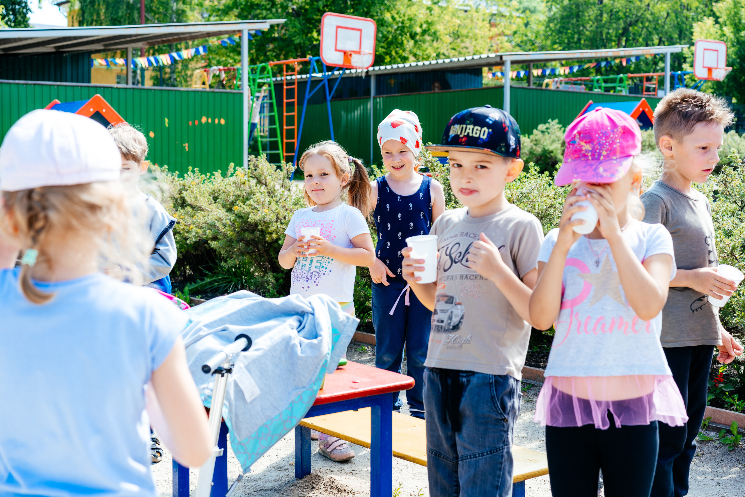 Прогулка в Детском саду. Выпускные альбомы в Екатеринбурге, от Анастасии Саловой