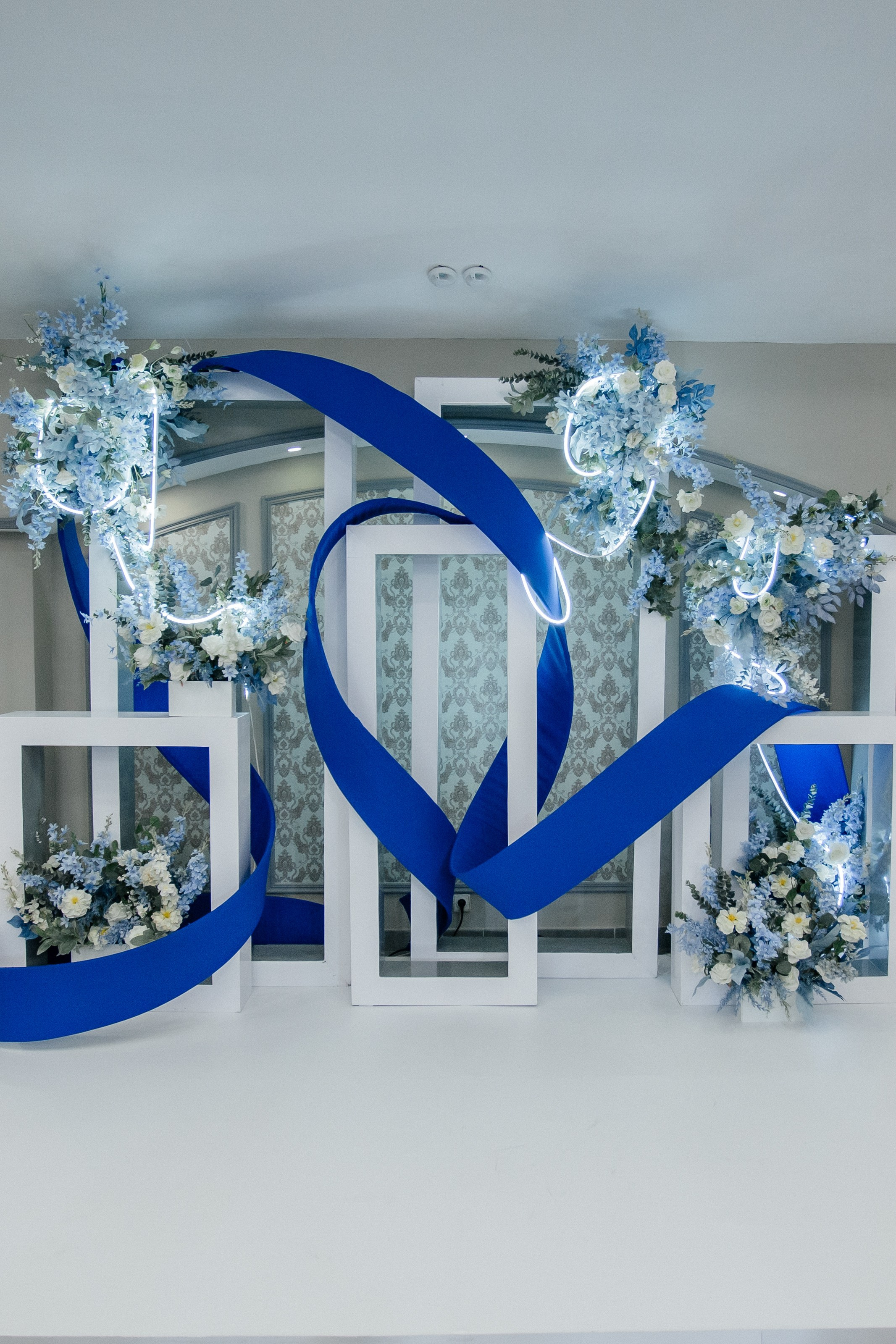 Саша & Валя. Свадебный и портретный фотограф в Омске Антон Карев