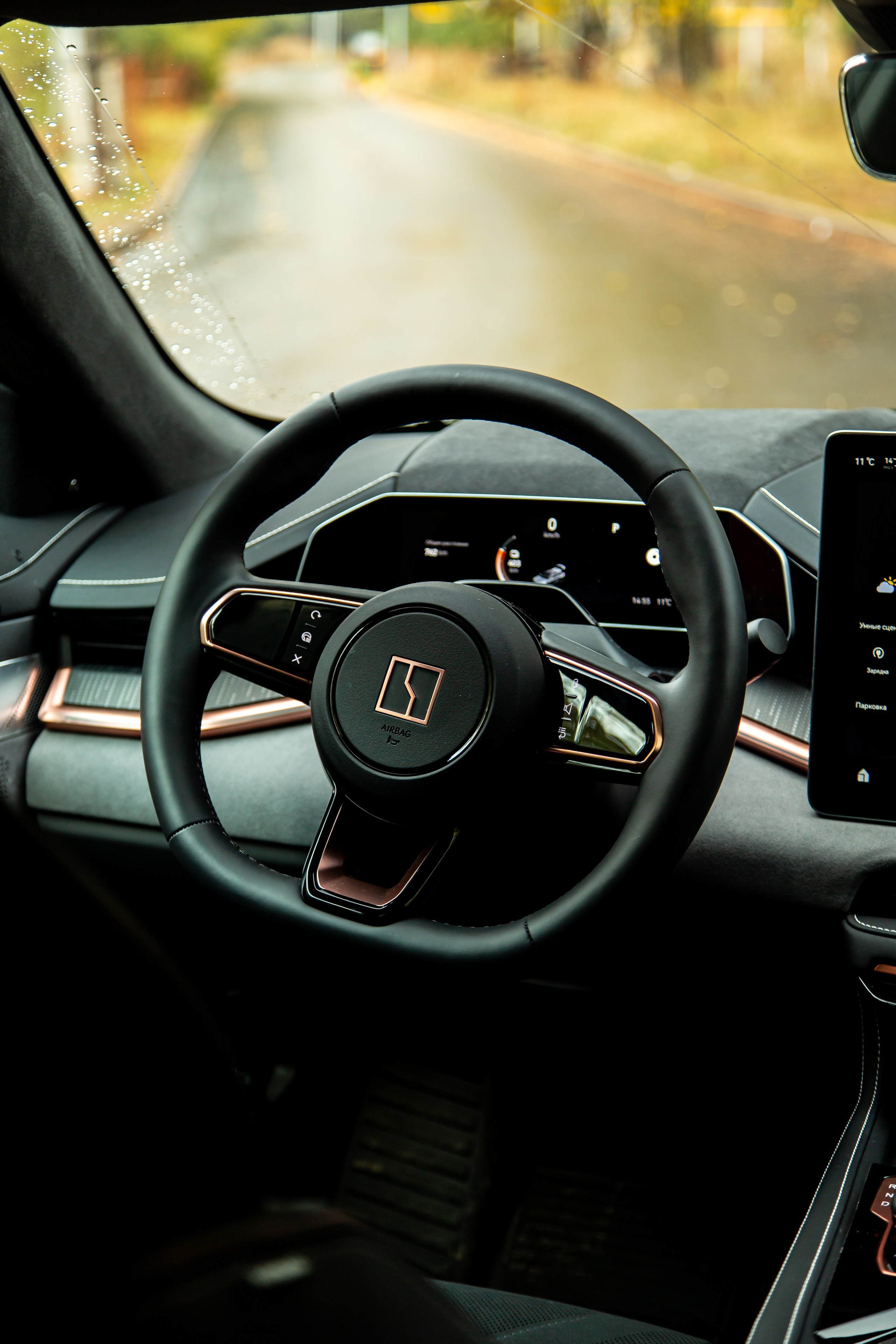 ZEEKR 001. Рекламный и портретный фотограф в Алматы — Серекпаев Танирхан