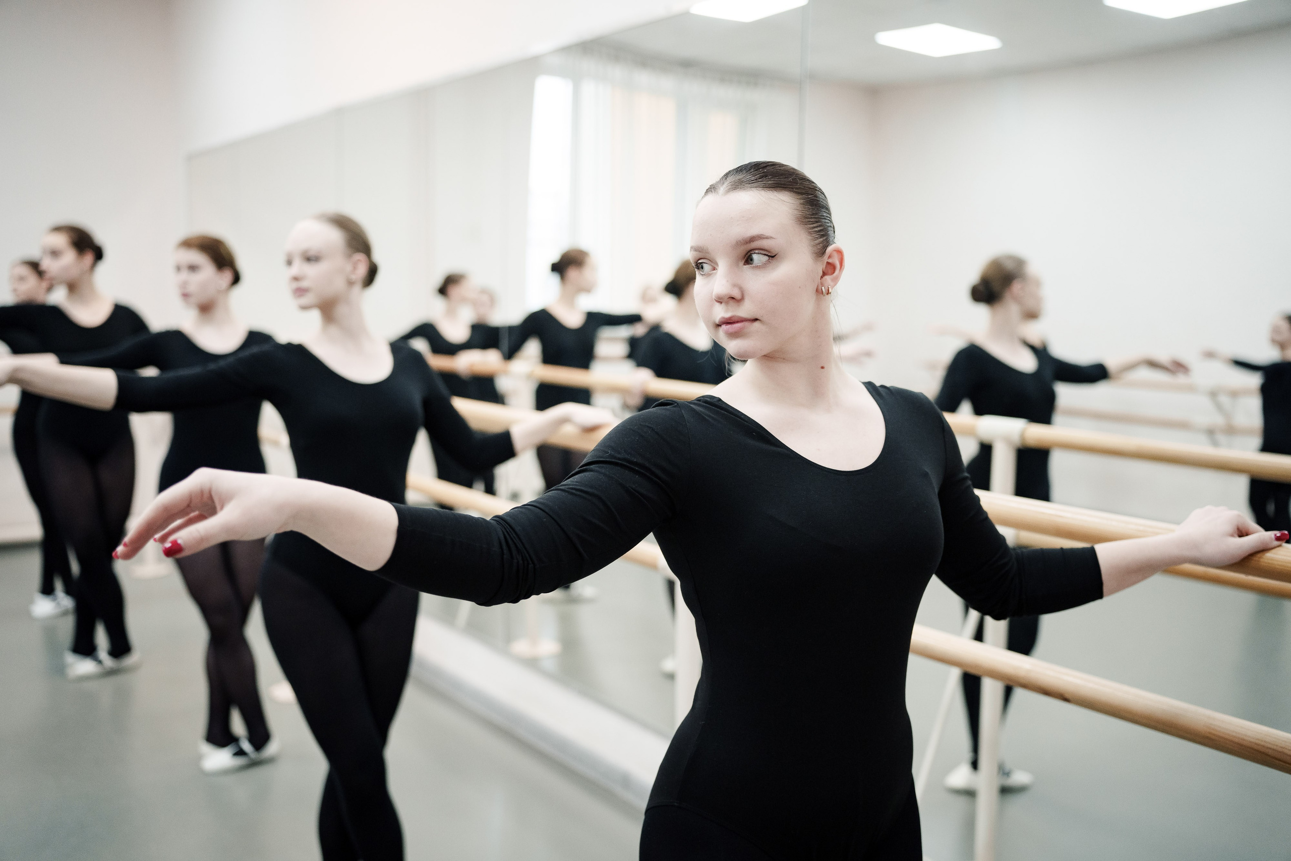 Ярилица — тренировка коллектива в зале. Репортажный фотограф Сергей Сажин г. Ярославль