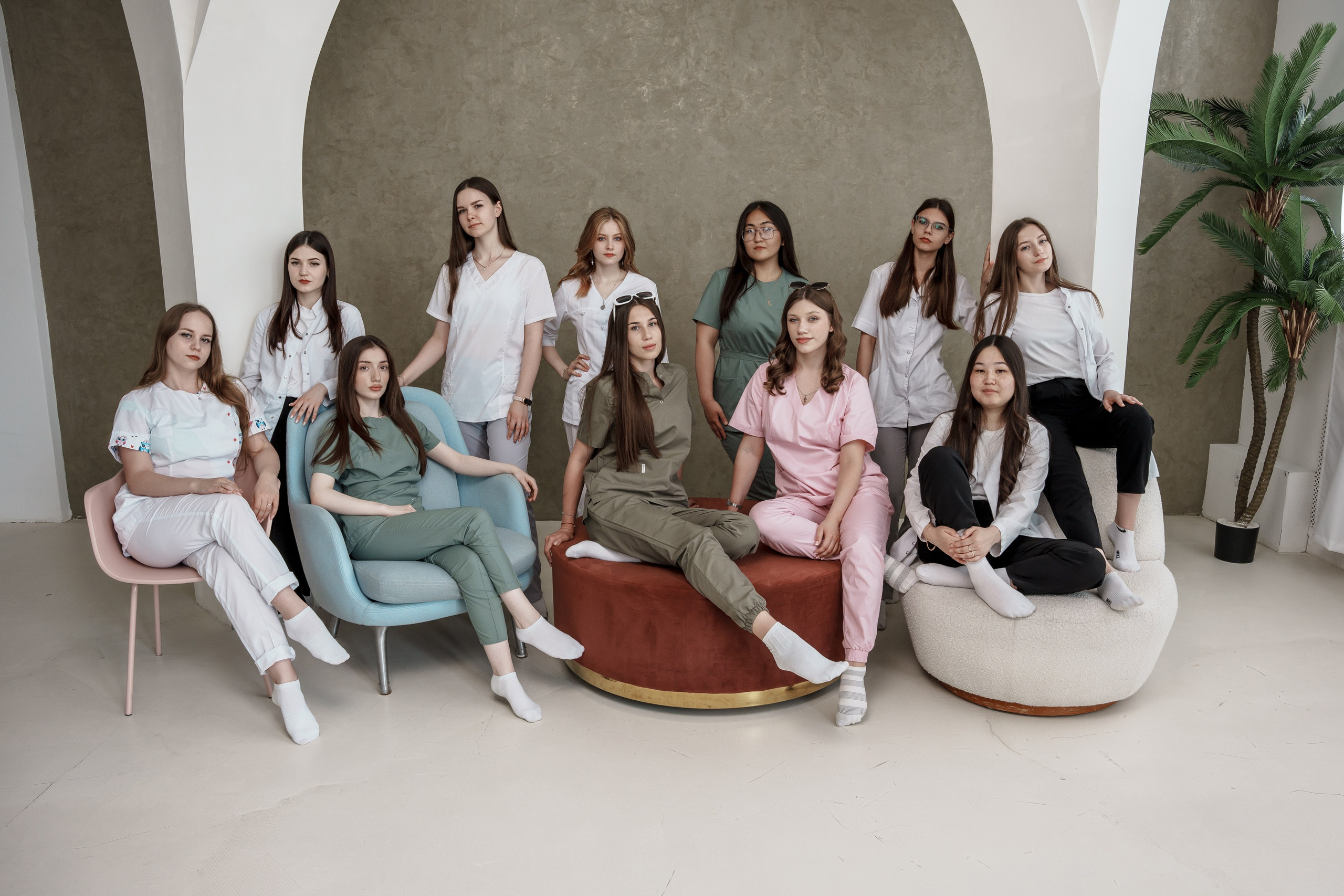 Выпускники мед колледжа — сьемка в студии. Ольга Плаксина фотограф в Саратове