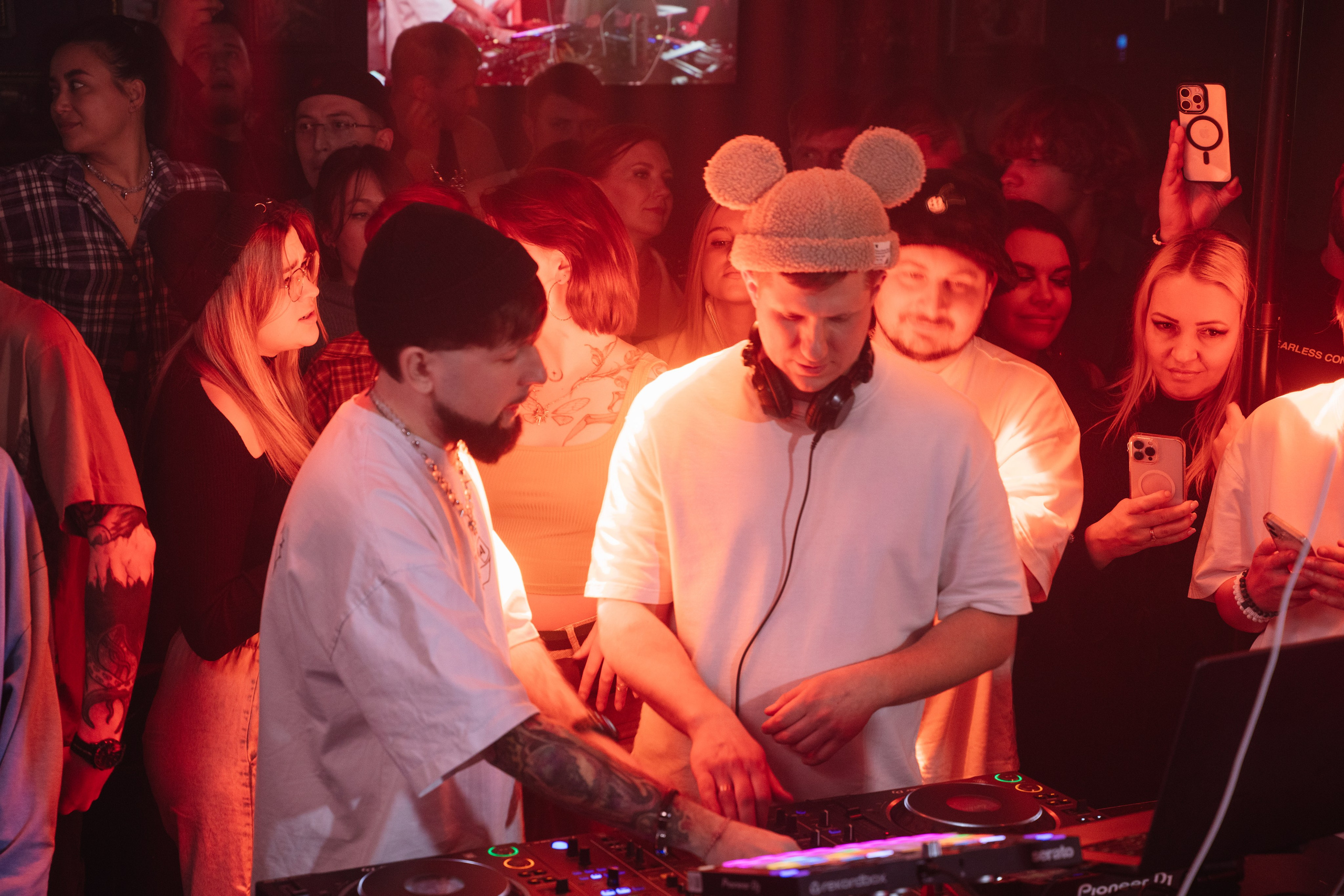 Репортажные съемки. Дипломированный фотограф в Новосибирске. Фотографирую свадьбы, репортажи, индивидуальные фотосессии, lovestory(семейные)