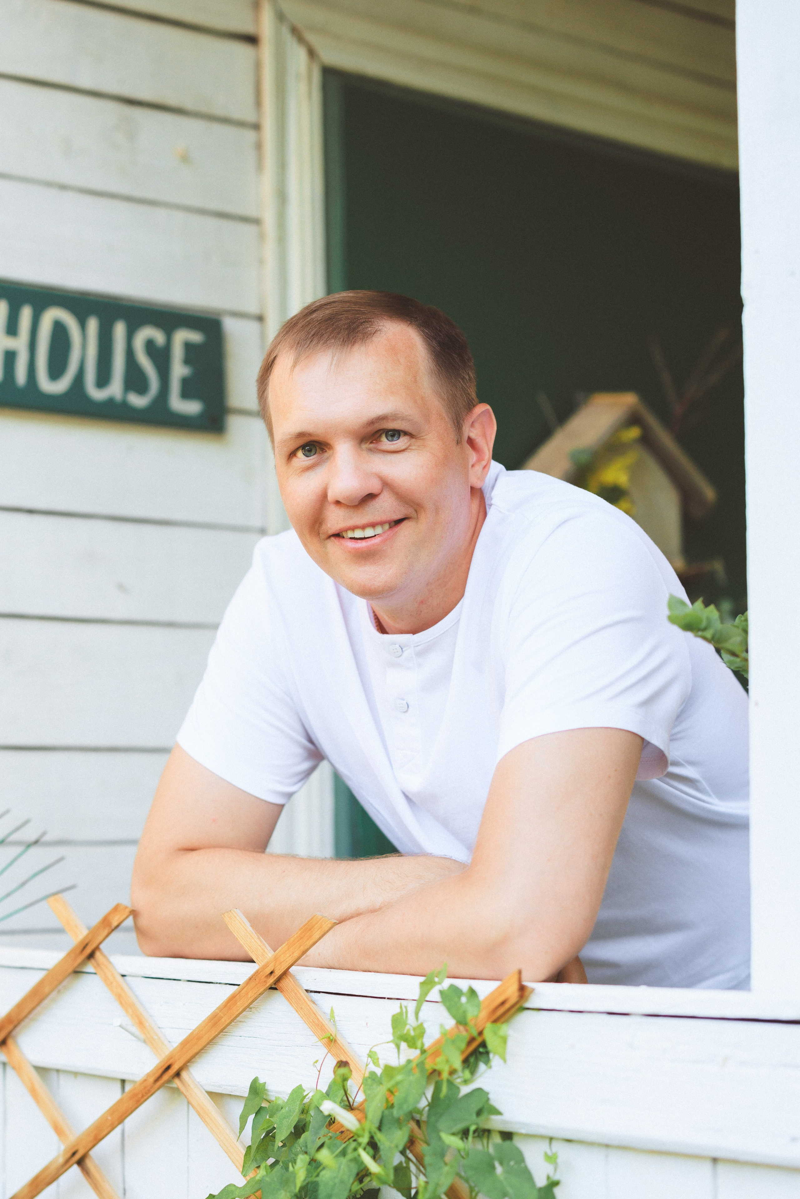 Семейная фотосессия, загородная фотостудия Clover Dacha. Семейный и детский фотограф в Краснодаре Анна Трашкова