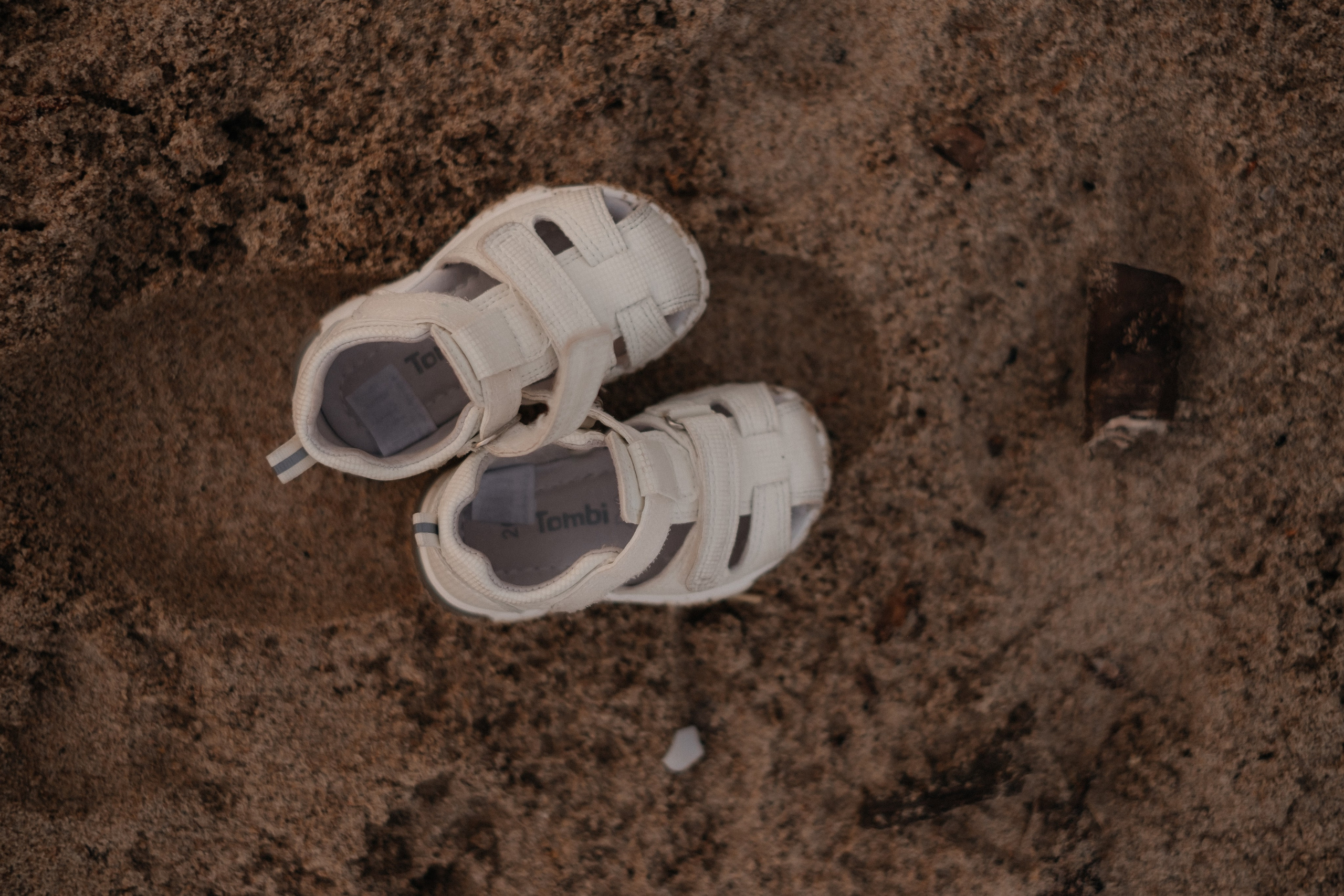 Алина, Ярослав и Тая на берегу. Фотограф в Новосибирске Диана Ильиных