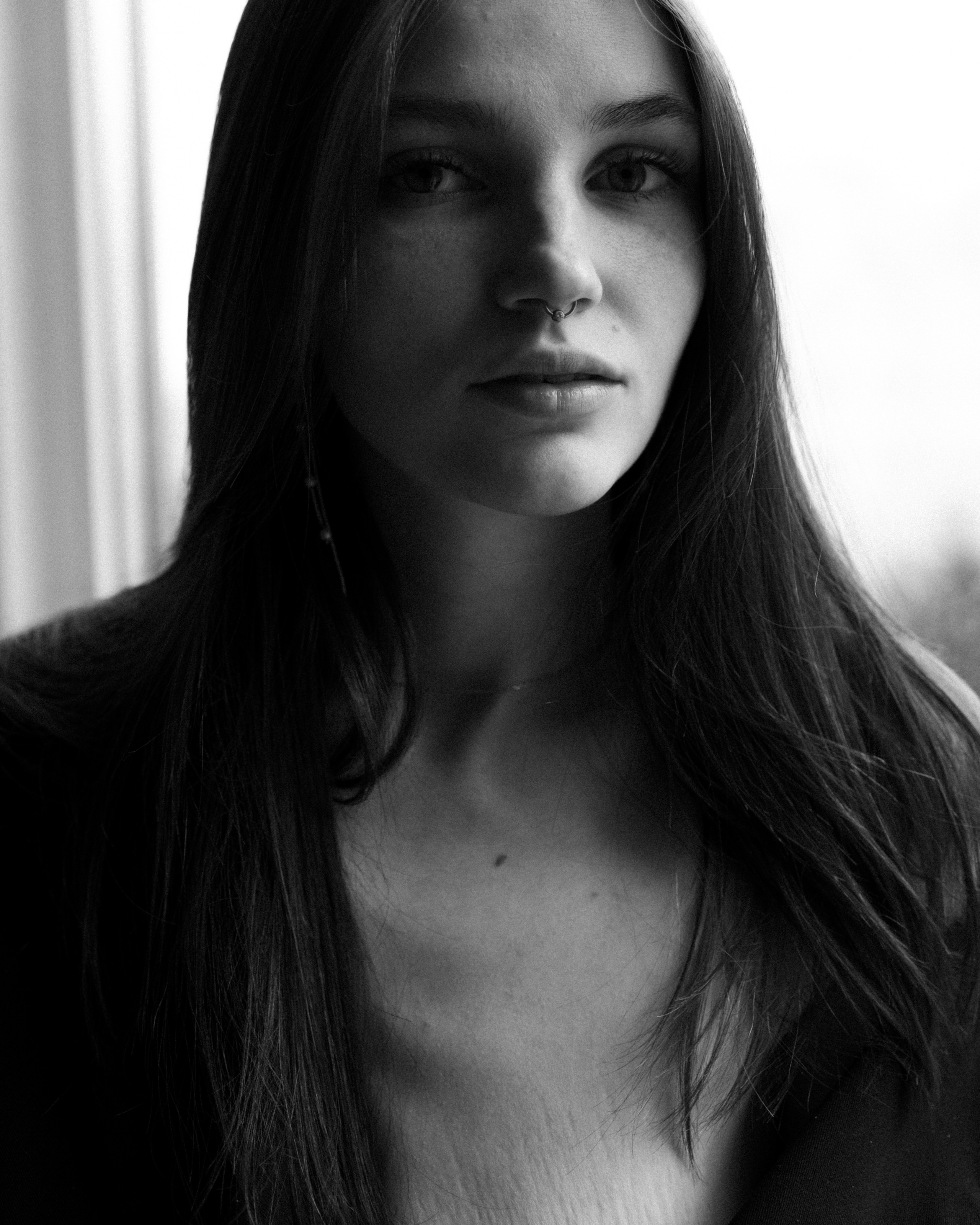 Чувственный женский портрет. Фотограф Елизавета Потешкина